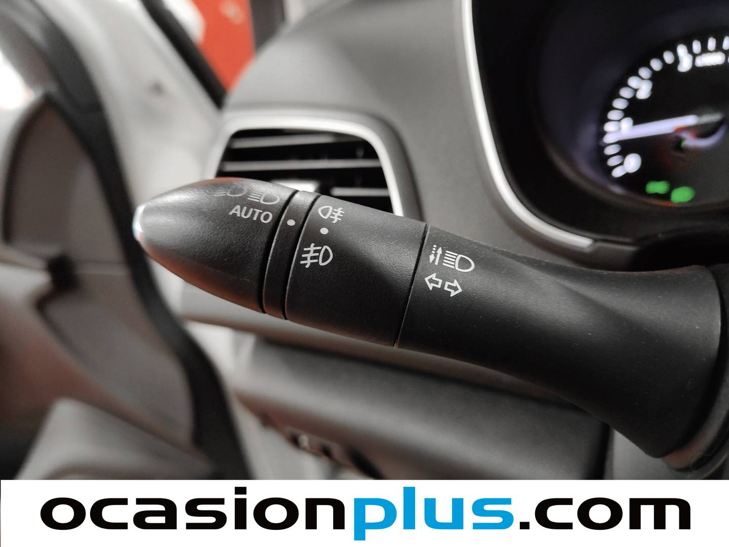 Equipamiento del Renault Mégane Renault Megane Intens Energy TCe (100 CV)