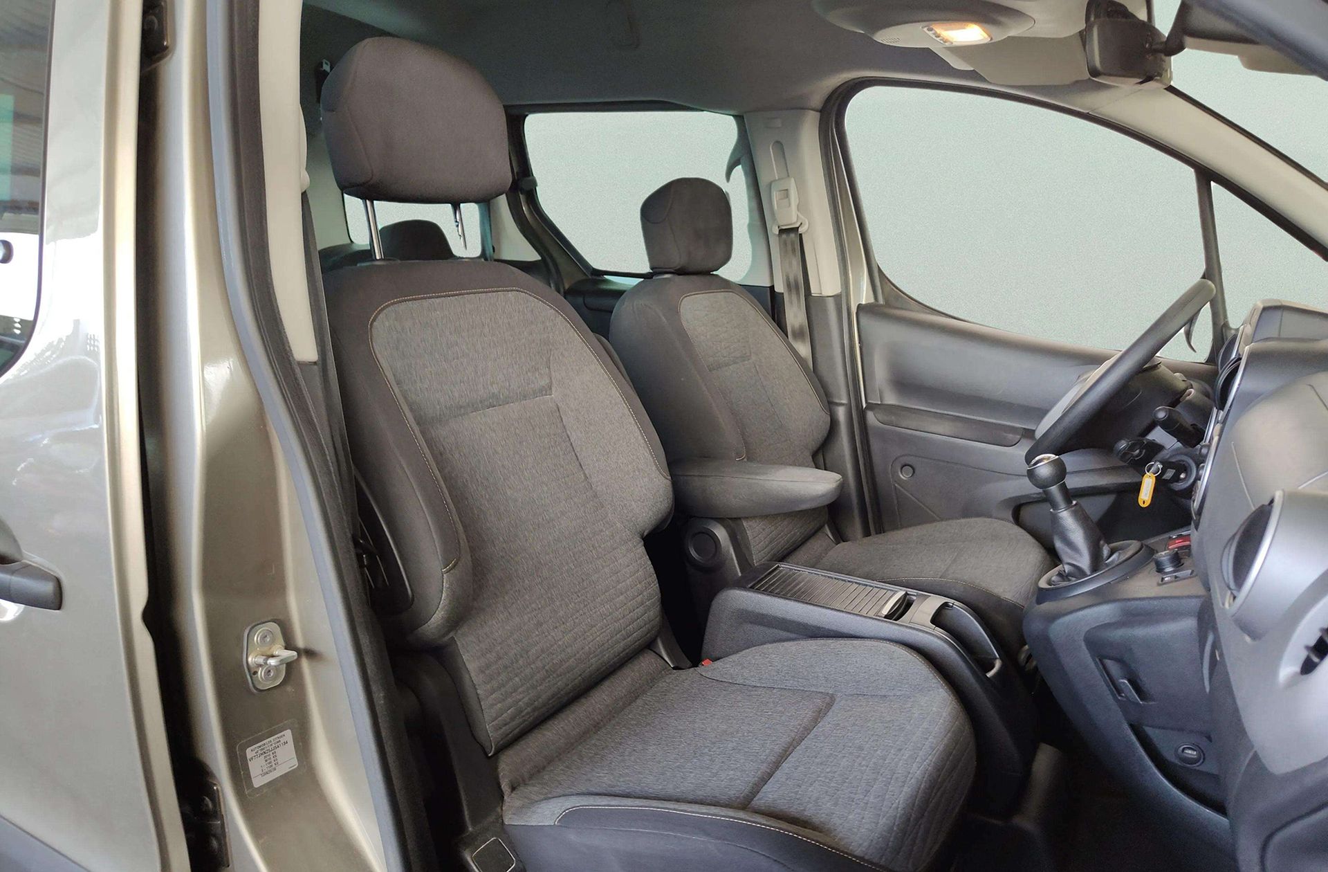 Citroën Berlingo Multispace 20 Aniversario PureTech - foto 17