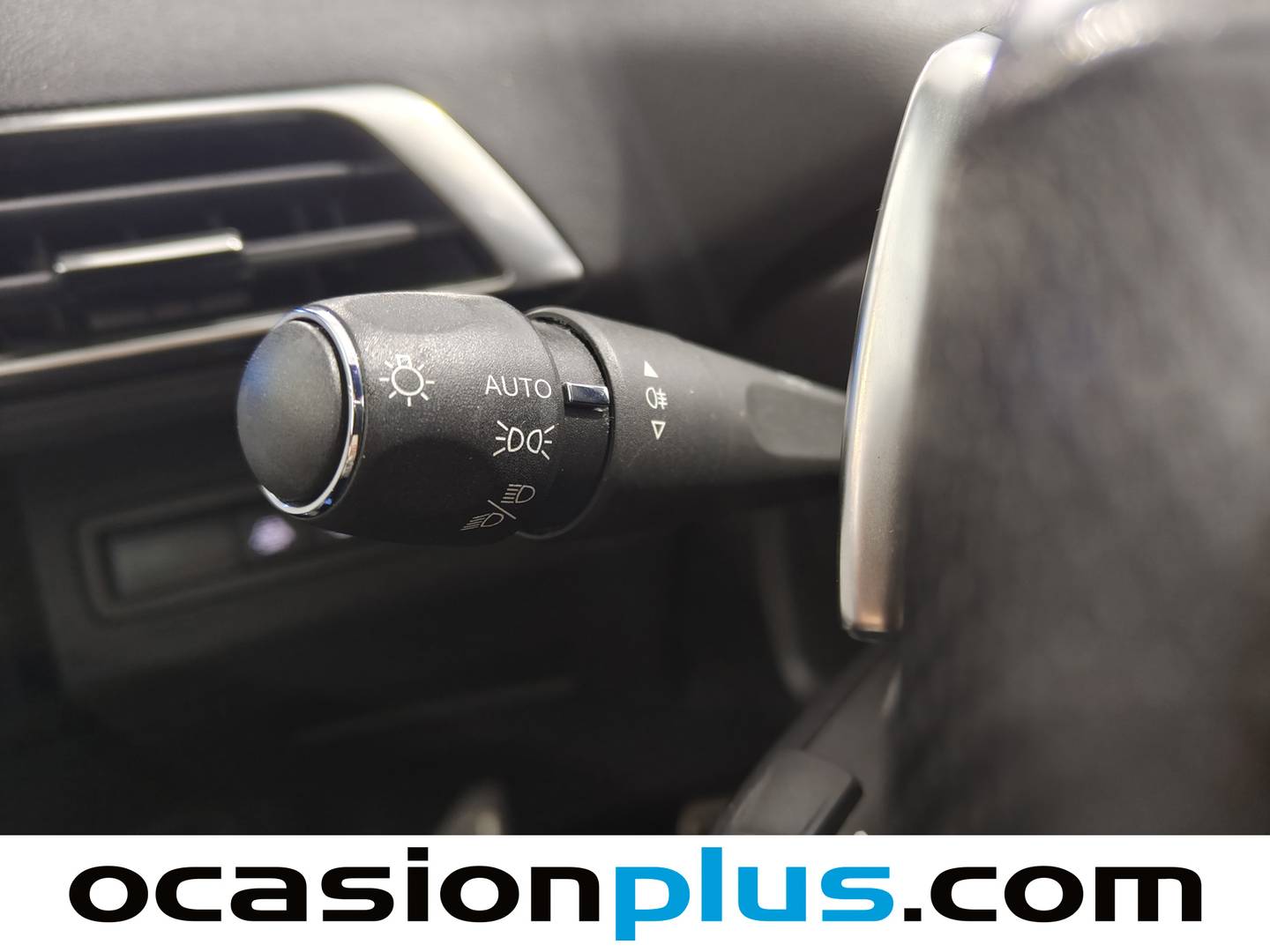 Foto Peugeot 3008 Peugeot 3008 PureTech 130 S&S GT EAT8 (130 CV)