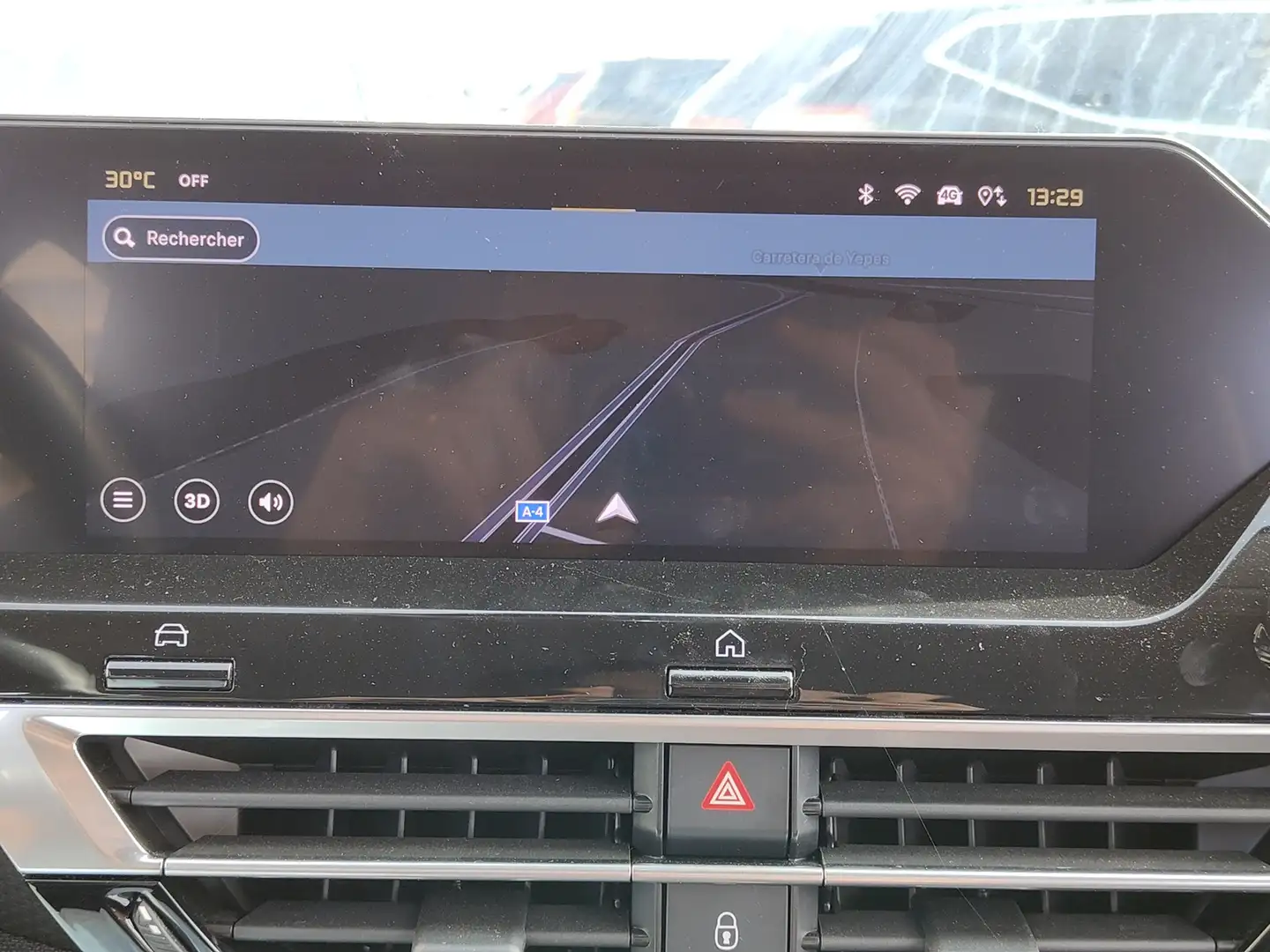 Foto Citroën C4 X Citroen C4 X 1.2 PureTech 130 S&S Shine EAT8 (131 CV)