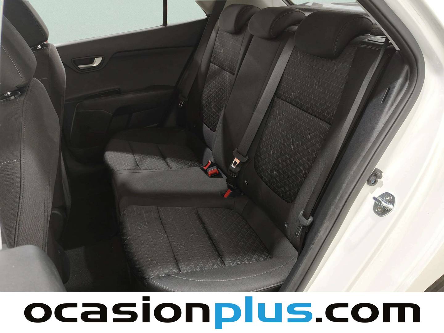 Foto asientos traseros KIA Rio KIA Rio 1.2 DPi Concept (84 CV)