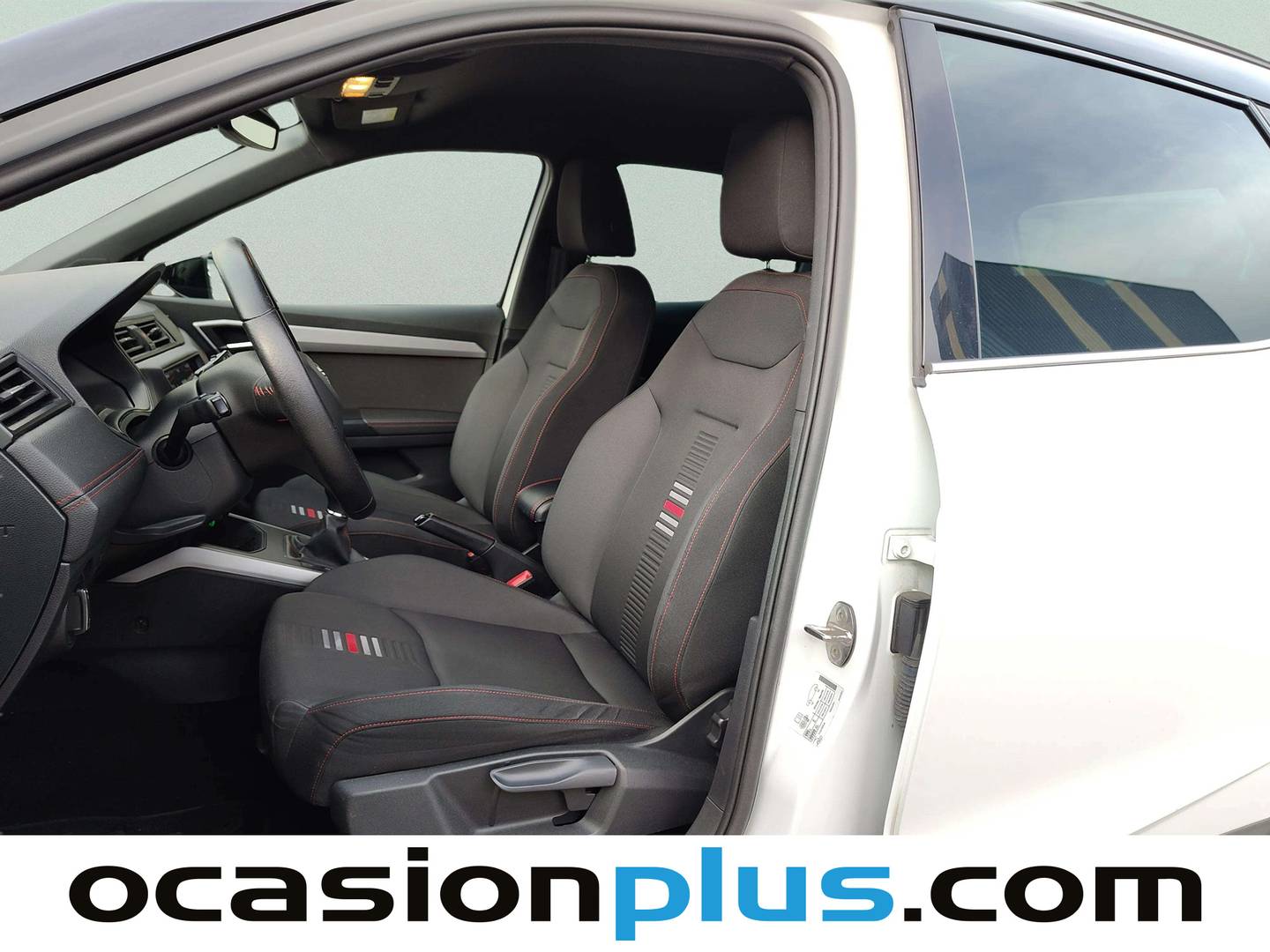 Foto asientos delanteros Seat Arona Seat Arona 1.0 TSI Ecomotive FR (115 CV)