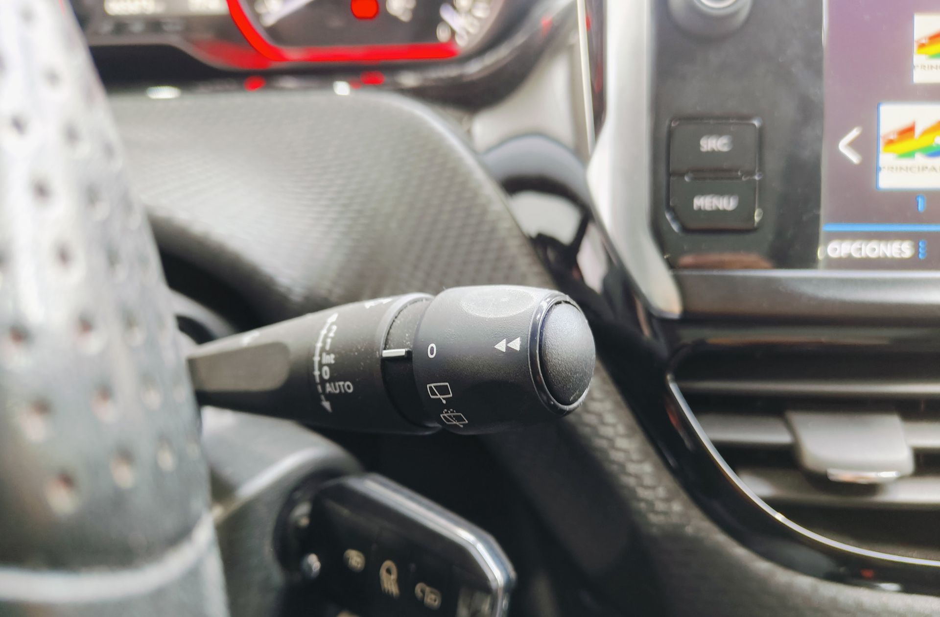 Peugeot 2008 BlueHDi 120 GT Line - foto 27