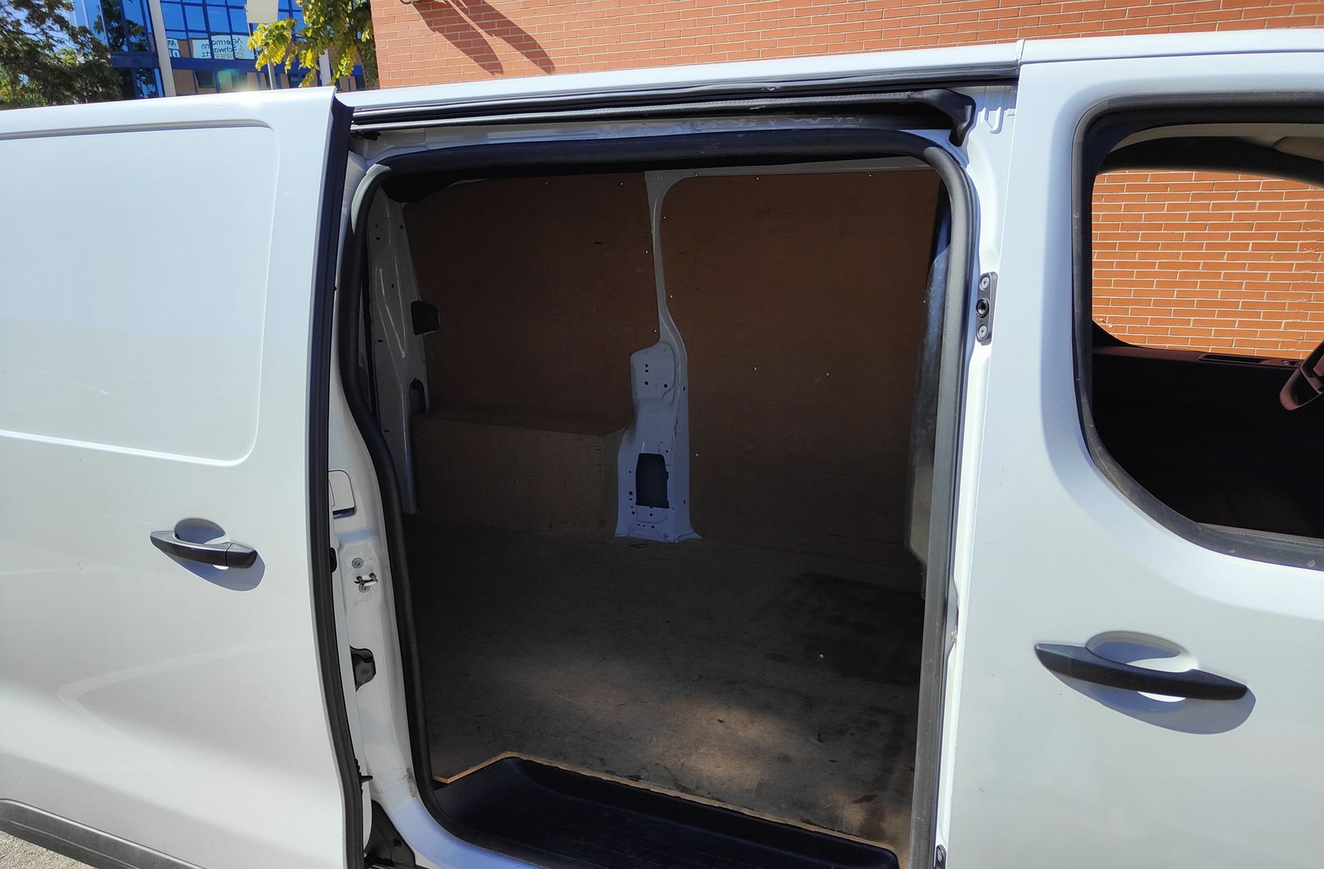 Fiat Scudo Furgon 1.5 BlueHDi L2 - foto 13