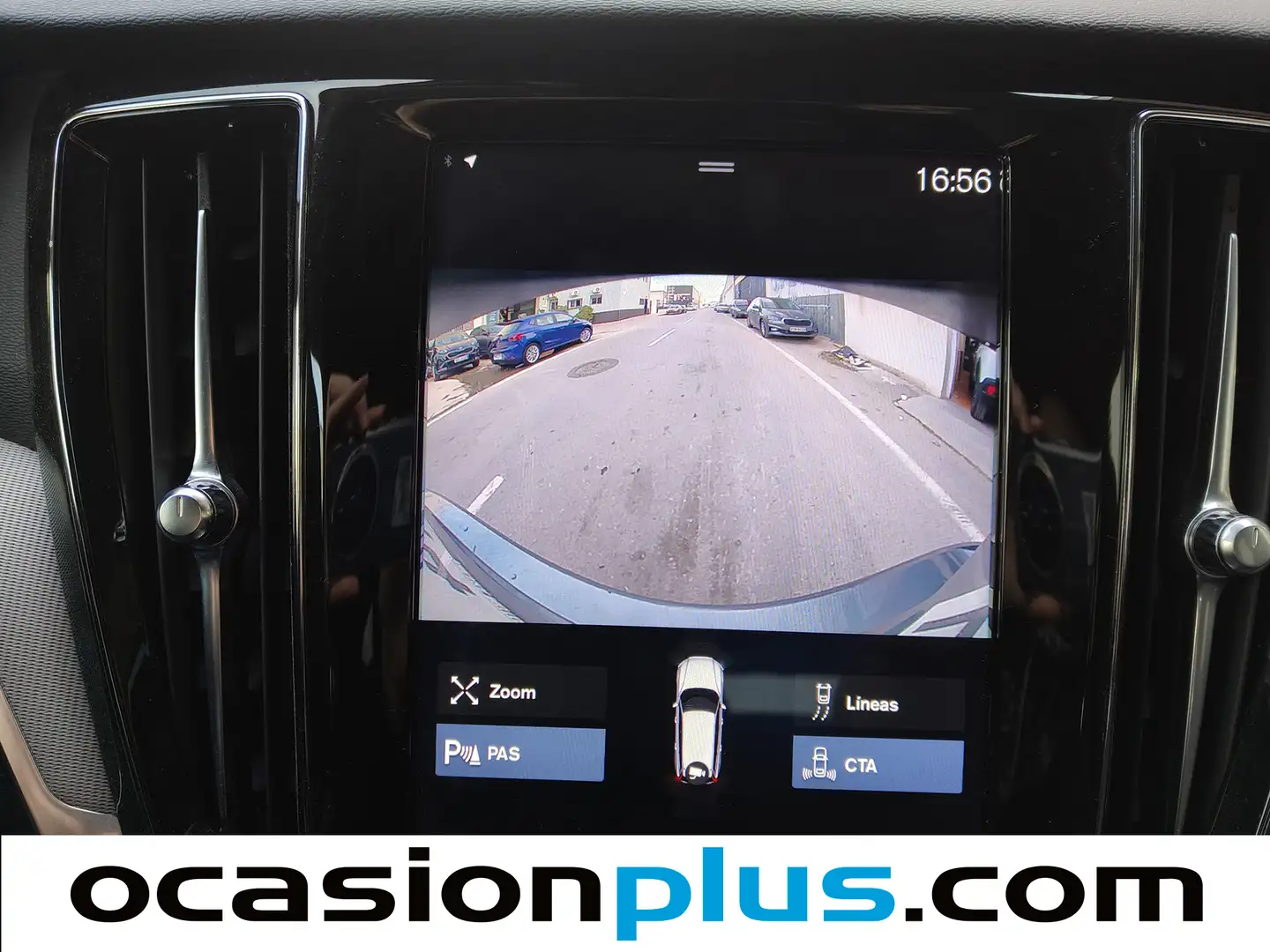 Foto Volvo V60 Cross Country Volvo V60 Cross Country D4 Pro Auto (190 CV)