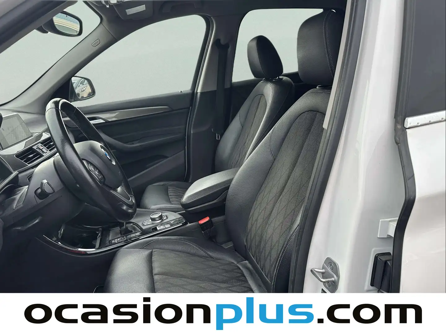 Foto BMW X1 BMW X1 sDrive18i (140 CV)