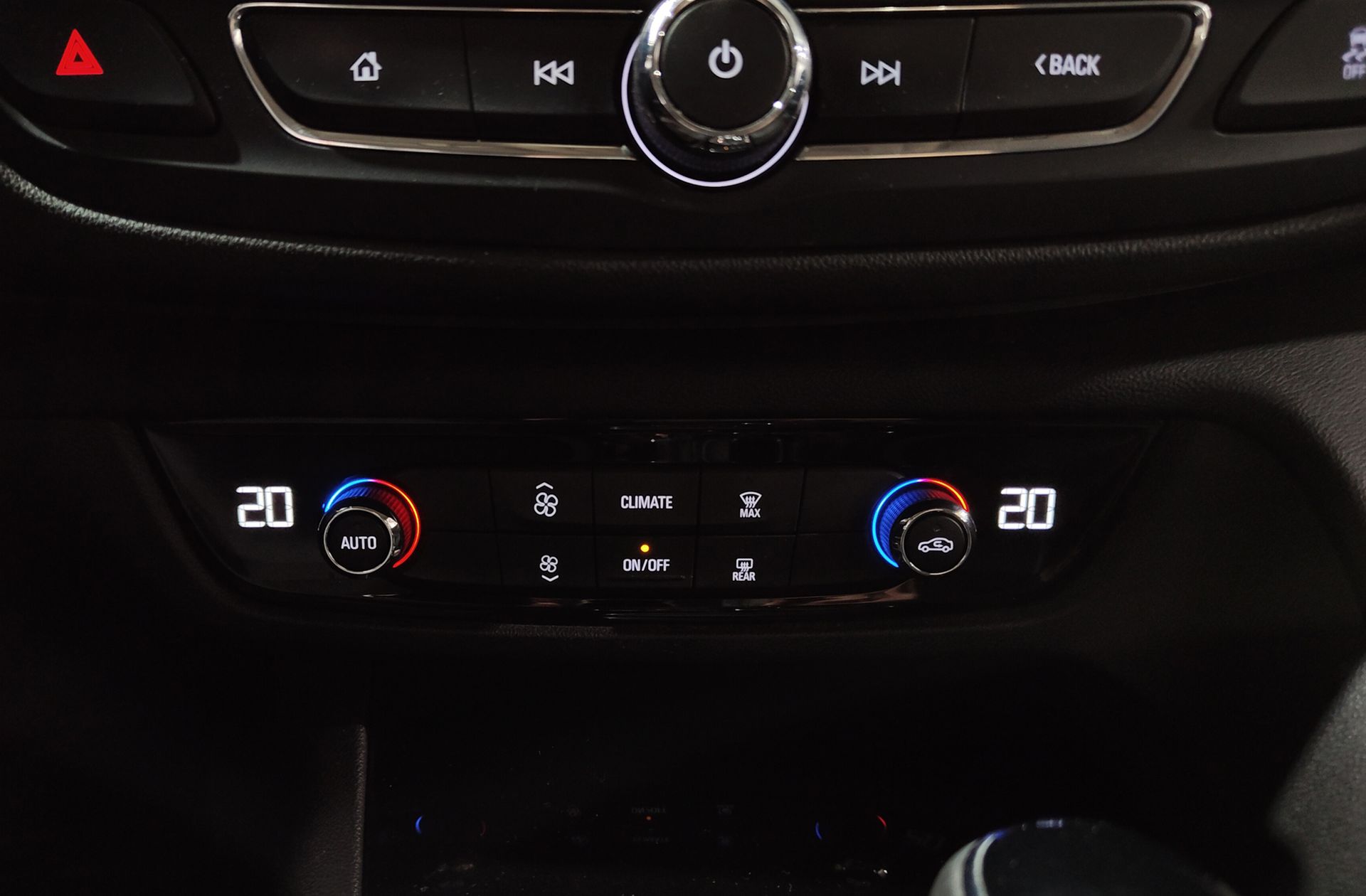 Opel Insignia GS 1.6 CDTi D Excellence - foto 30