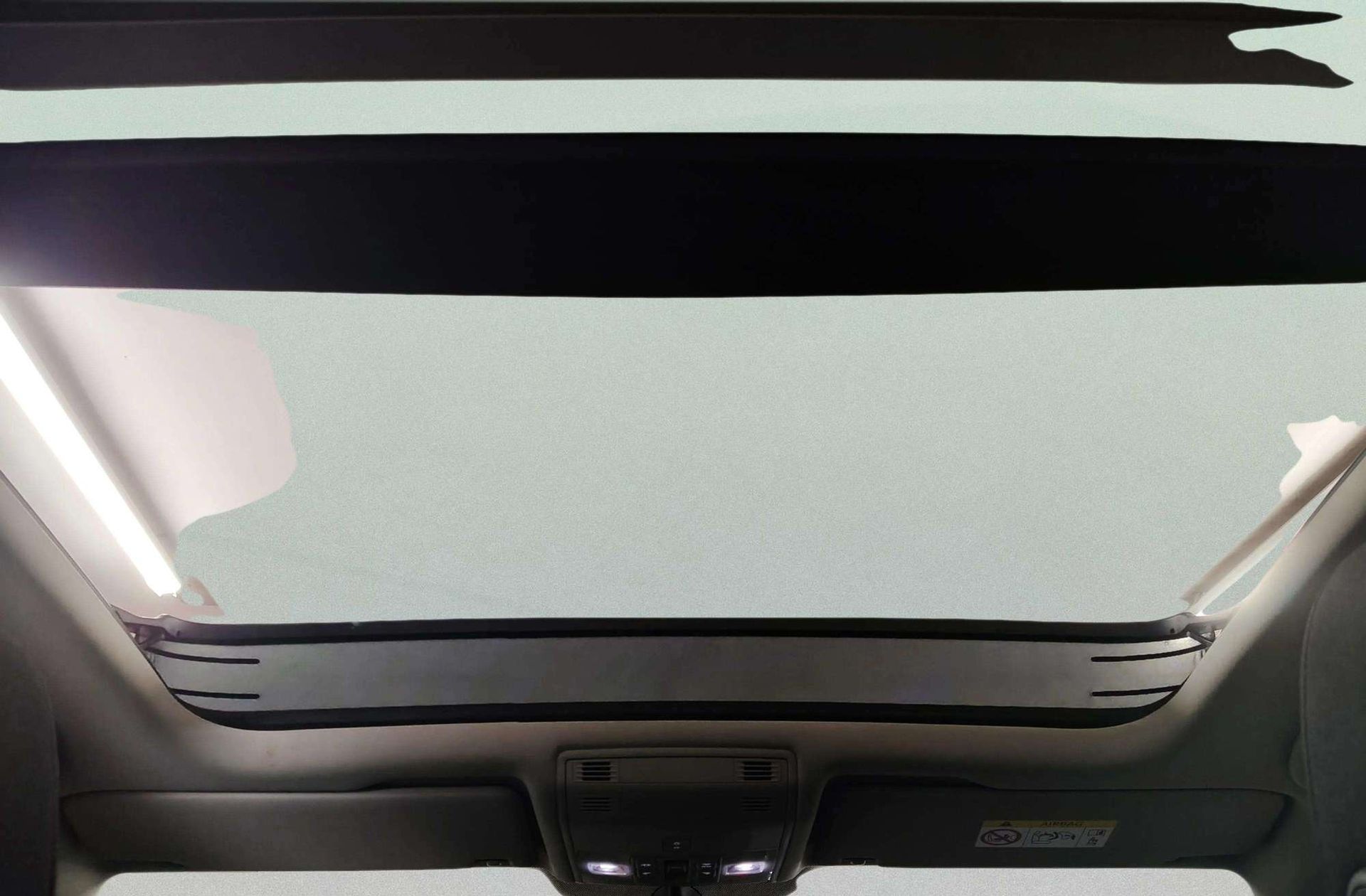 Volkswagen Touran Sport 2.0 TDI Pack R-Line - foto 7