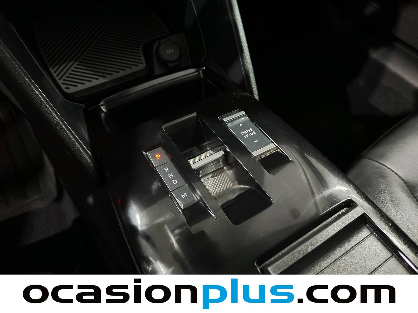 Foto Citroën C4 X Citroen C4 X PureTech 130 S&S Plus EAT8 (131 CV)