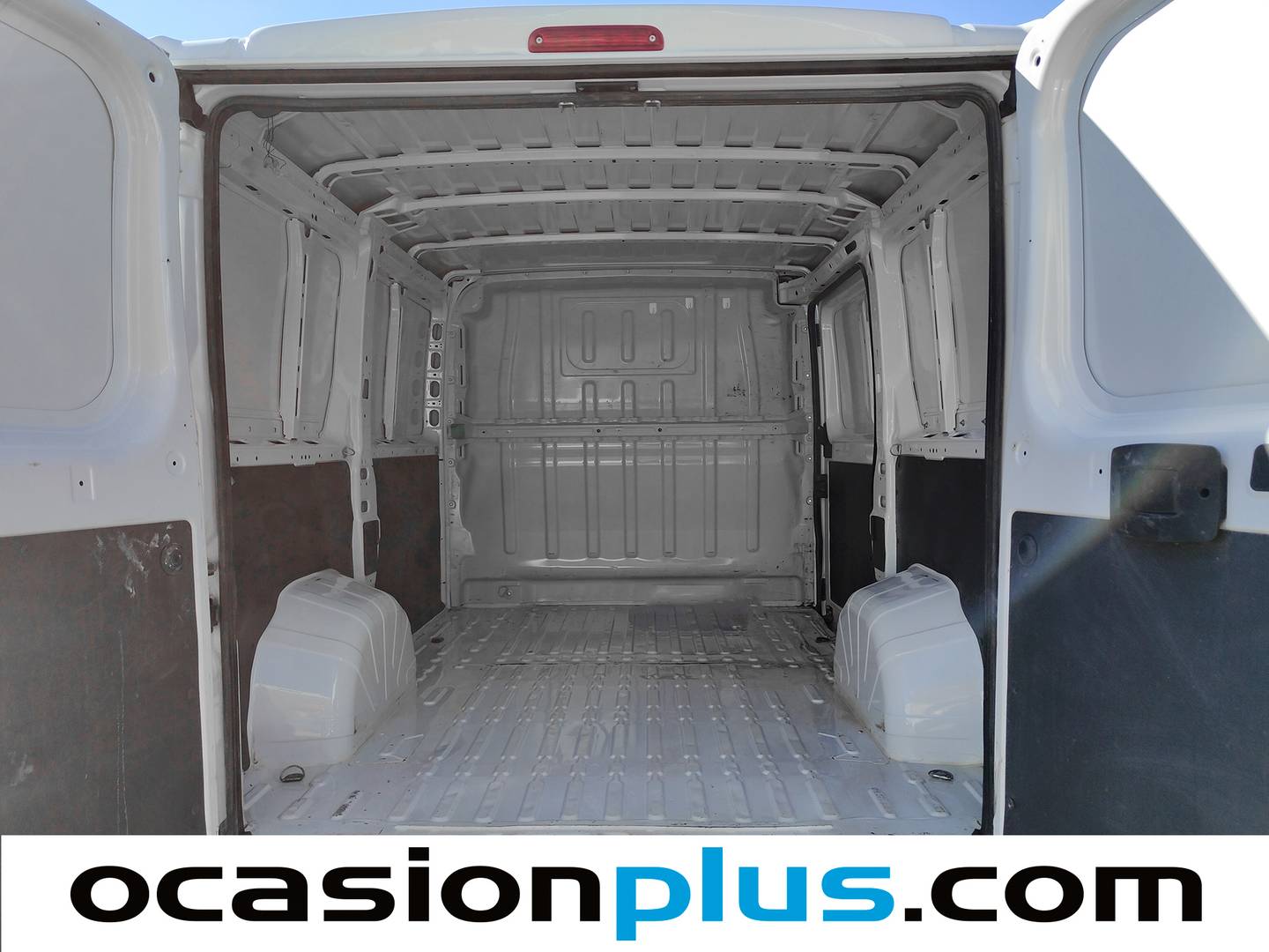 Foto Peugeot Boxer Peugeot Boxer Furgon BlueHDi 330 L1 H1 Pack  (120 CV)