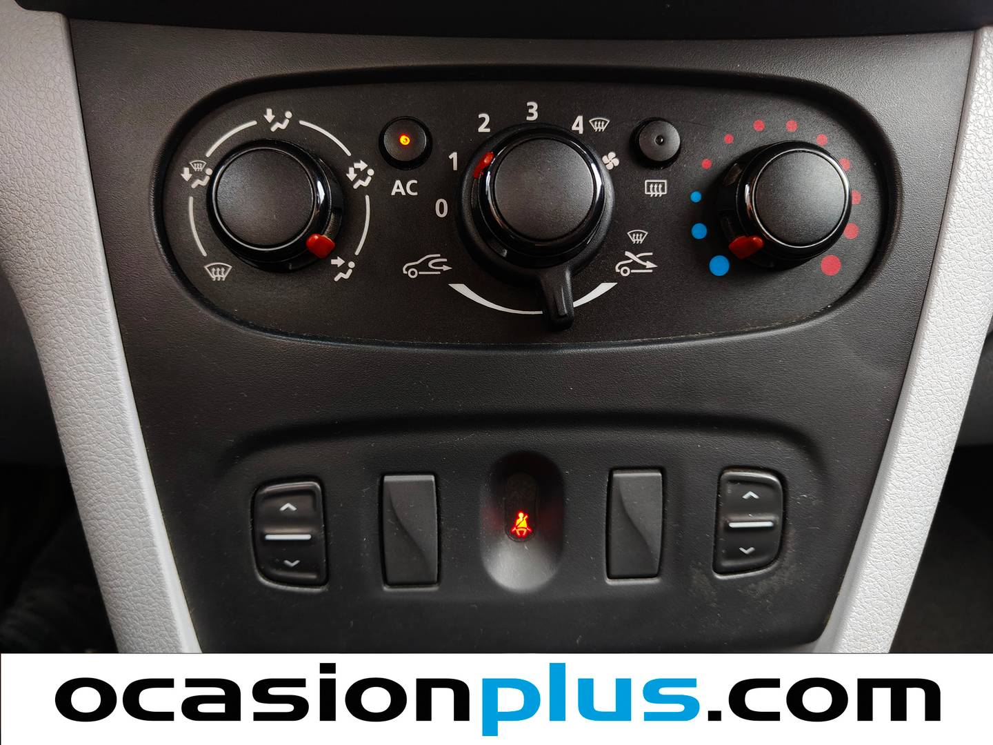 Acabados Dacia Sandero Dacia Sandero 1.2 Ambiance (75 CV)