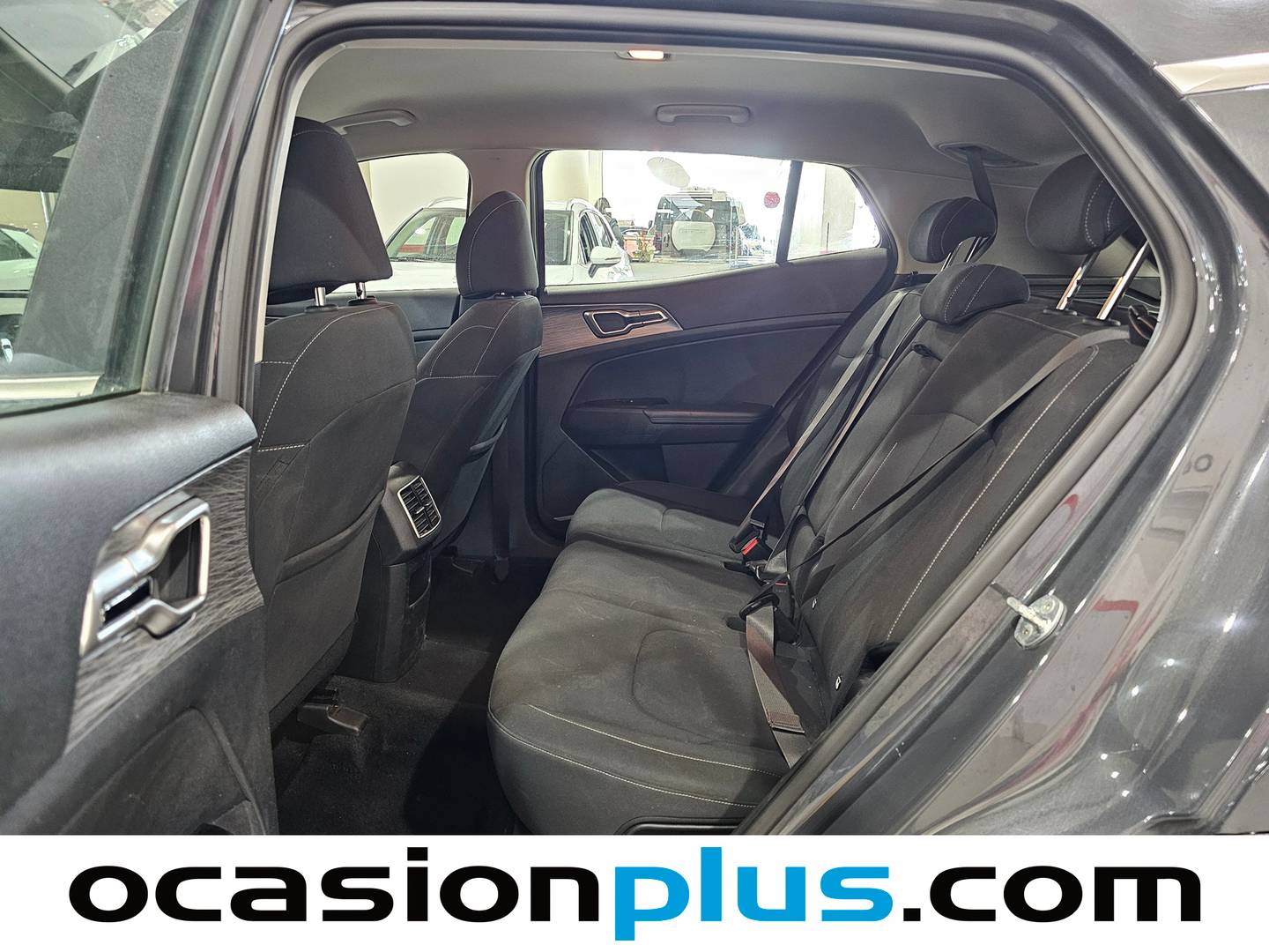 Foto KIA Sportage Kia Sportage 1.6 CRDi MHEV Business 4x2 (136 CV)