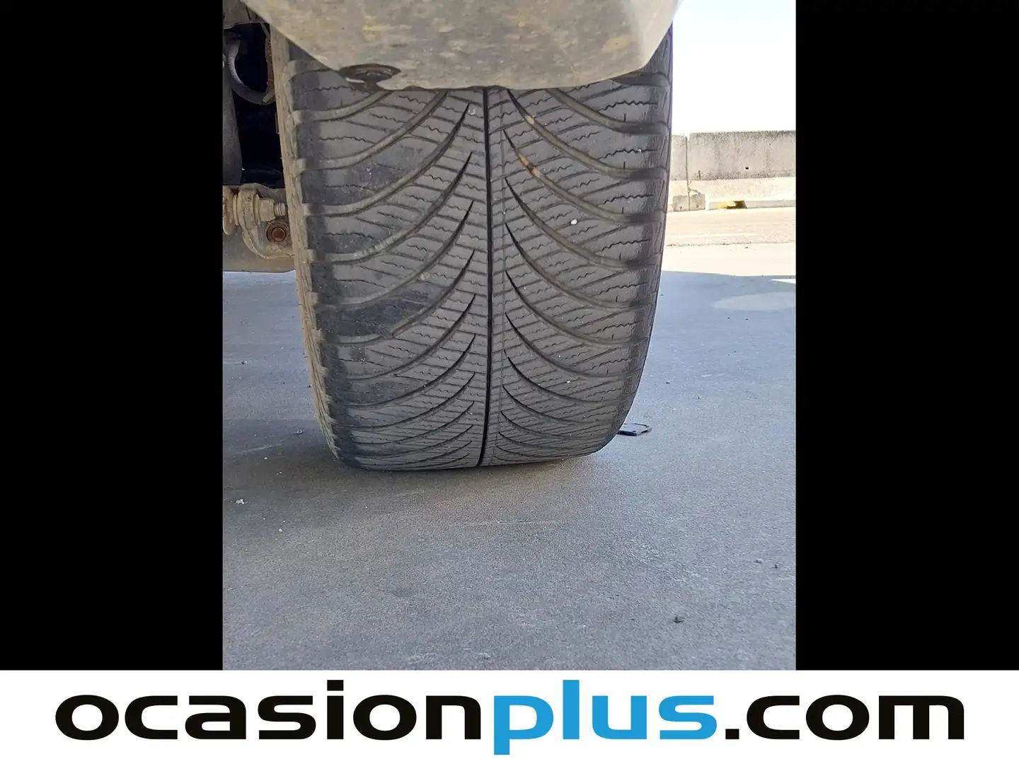 Foto Ford Kuga Ford Kuga 1.5 EcoBoost ST-Line Limited Edition 4x2  (150 CV)