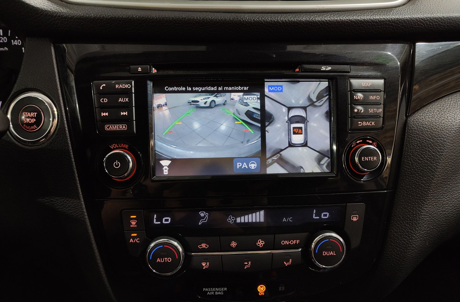 Nissan Qashqai dCi 130 Tekna 4x2 XTronic - foto 11