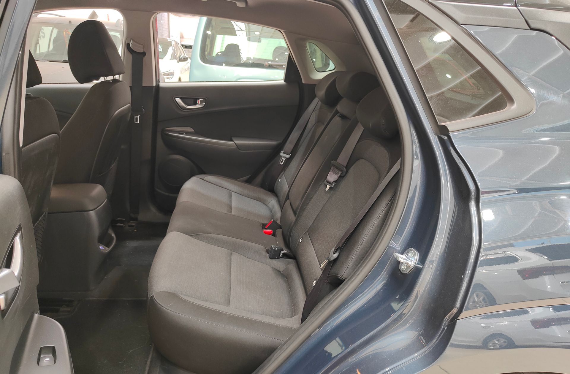 Hyundai Kona EV Tecno - foto 12