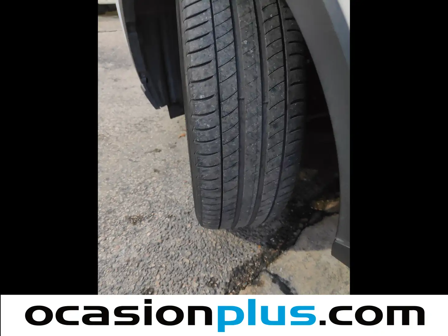 Foto Toyota C-HR Toyota C-HR 180H Advance (184 CV)