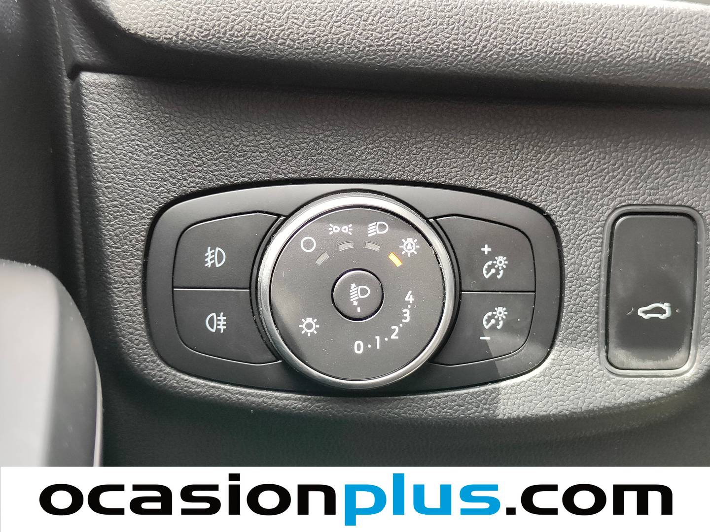 Acabados Ford Focus FORD Focus 1.0 Ecoboost MHEV Active X SB (125 CV)