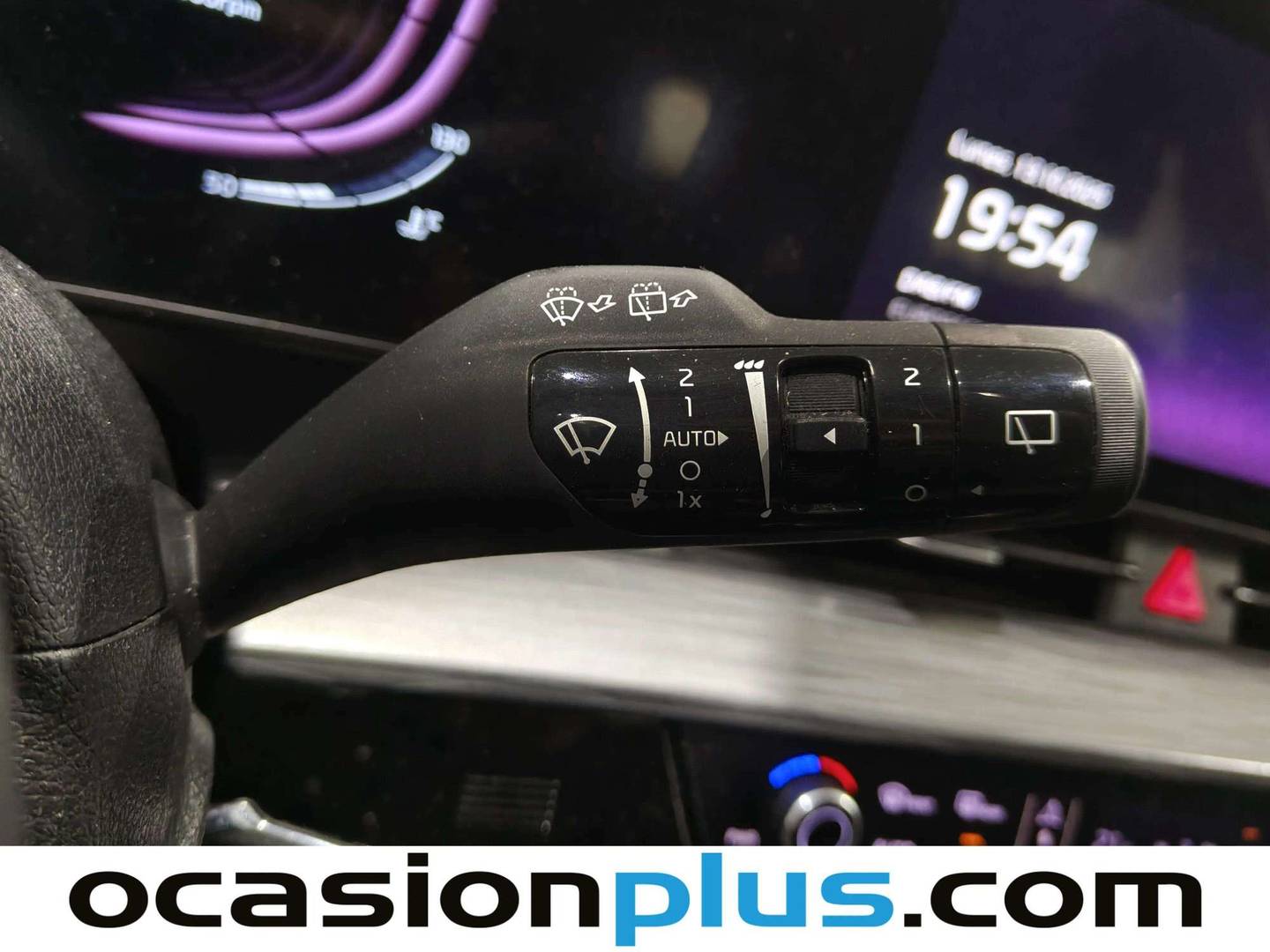 Foto KIA Sportage Kia Sportage 1.6 CRDi MHEV Business 4x2 (136 CV)