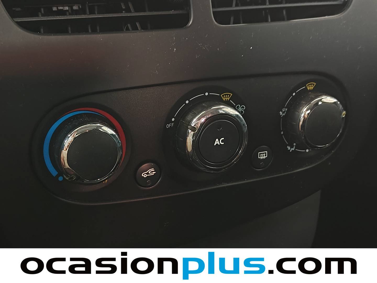 Extras del Renault Clio Renault Clio 1.2 16v Business (75 CV)