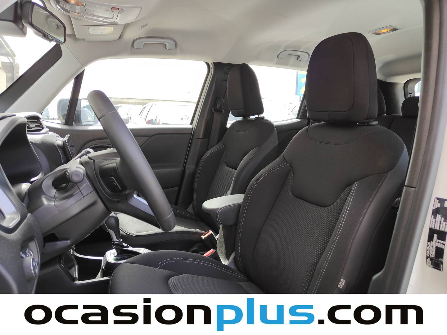 Foto asientos delanteros Jeep Renegade Jeep Renegade eHybrid 1.5 Limited ATX (130 CV)