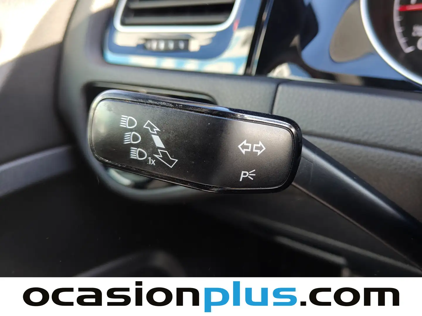 Foto Volkswagen Golf Volkswagen Golf Sport 1.6 TDI BMT (110 CV) Pack R-Line