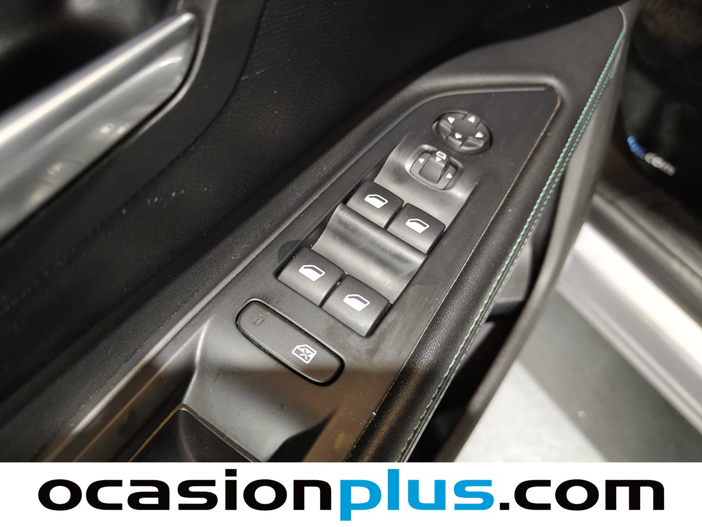 Foto Peugeot 5008 Peugeot 5008 PureTech 130 S&S Allure EAT8 (130 CV) 7 Plazas