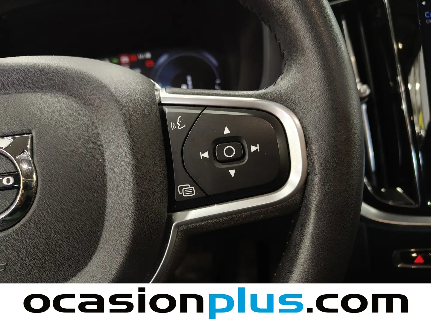 Foto Volvo V60 Volvo V60 T8 Business Plus AWD Auto (390 CV)