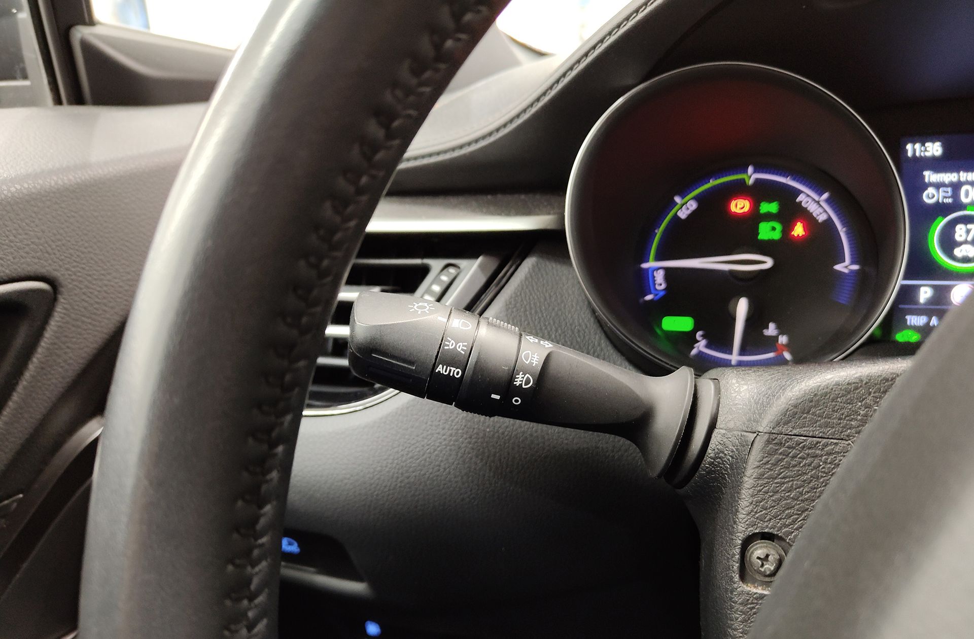 Toyota C-HR 1.8 125H Advance - foto 23