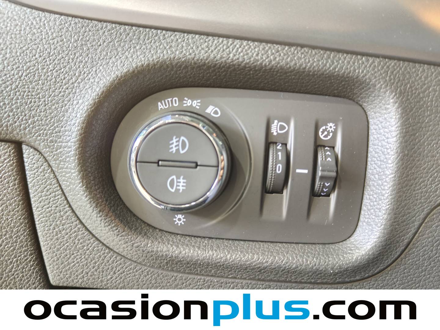 Foto Opel Astra Opel Astra 1.6 CDTi S&S 120 Aniversario (110 CV)