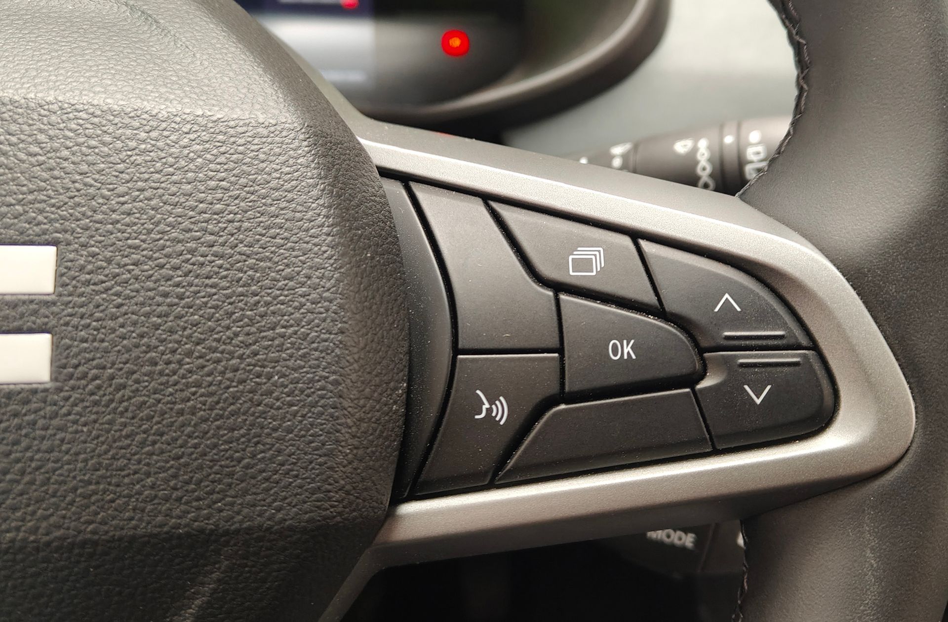 Dacia Jogger Extreme Hybrid 7 plazas - foto 28