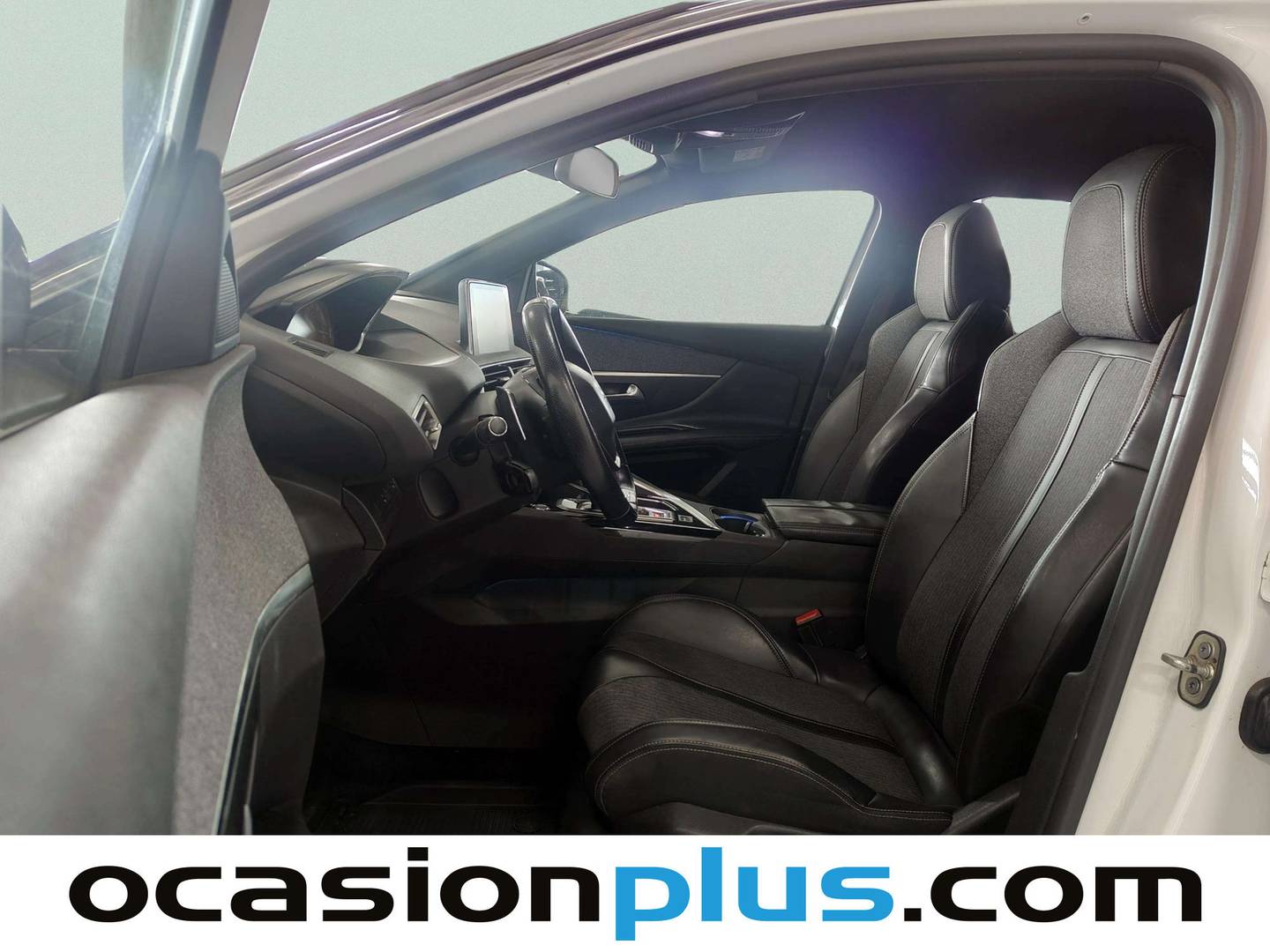 Foto asientos delanteros Peugeot 3008 Peugeot 3008 THP 165 GT Line S&S Auto (165 CV)