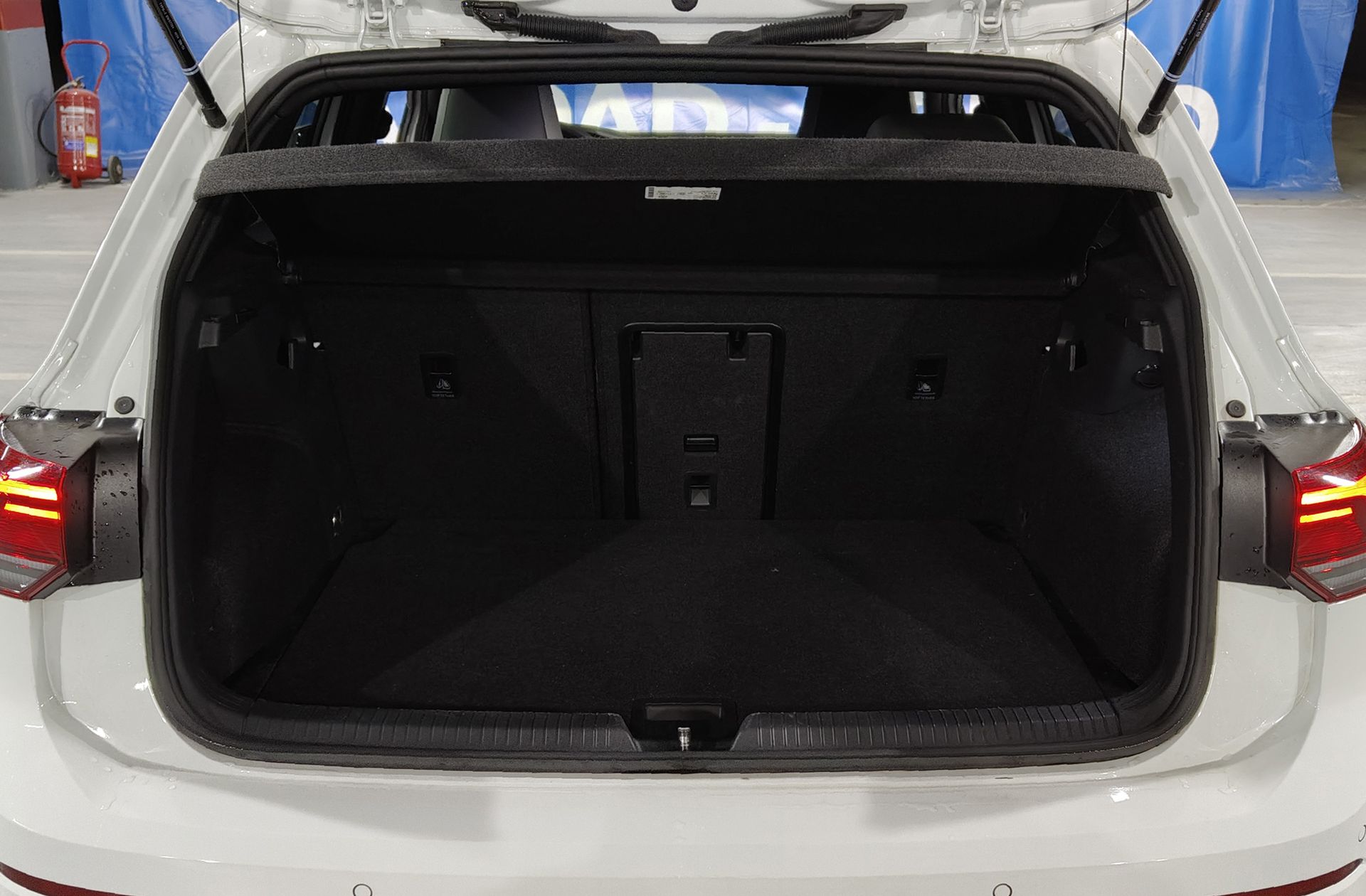Volkswagen Golf R-Line 1.5 eTSI DSG - foto 24