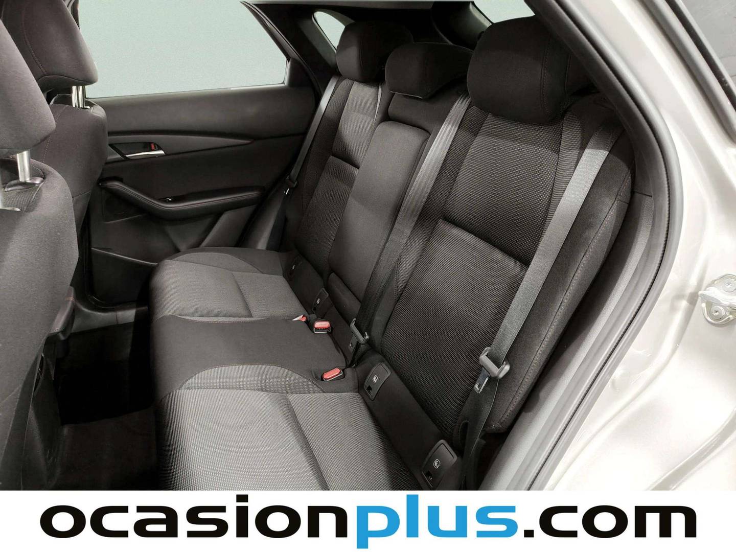 Foto asientos traseros Mazda CX-30 Mazda CX-30 2.0 e-SKYACTIV-X Homura 2WD AT (186 CV)