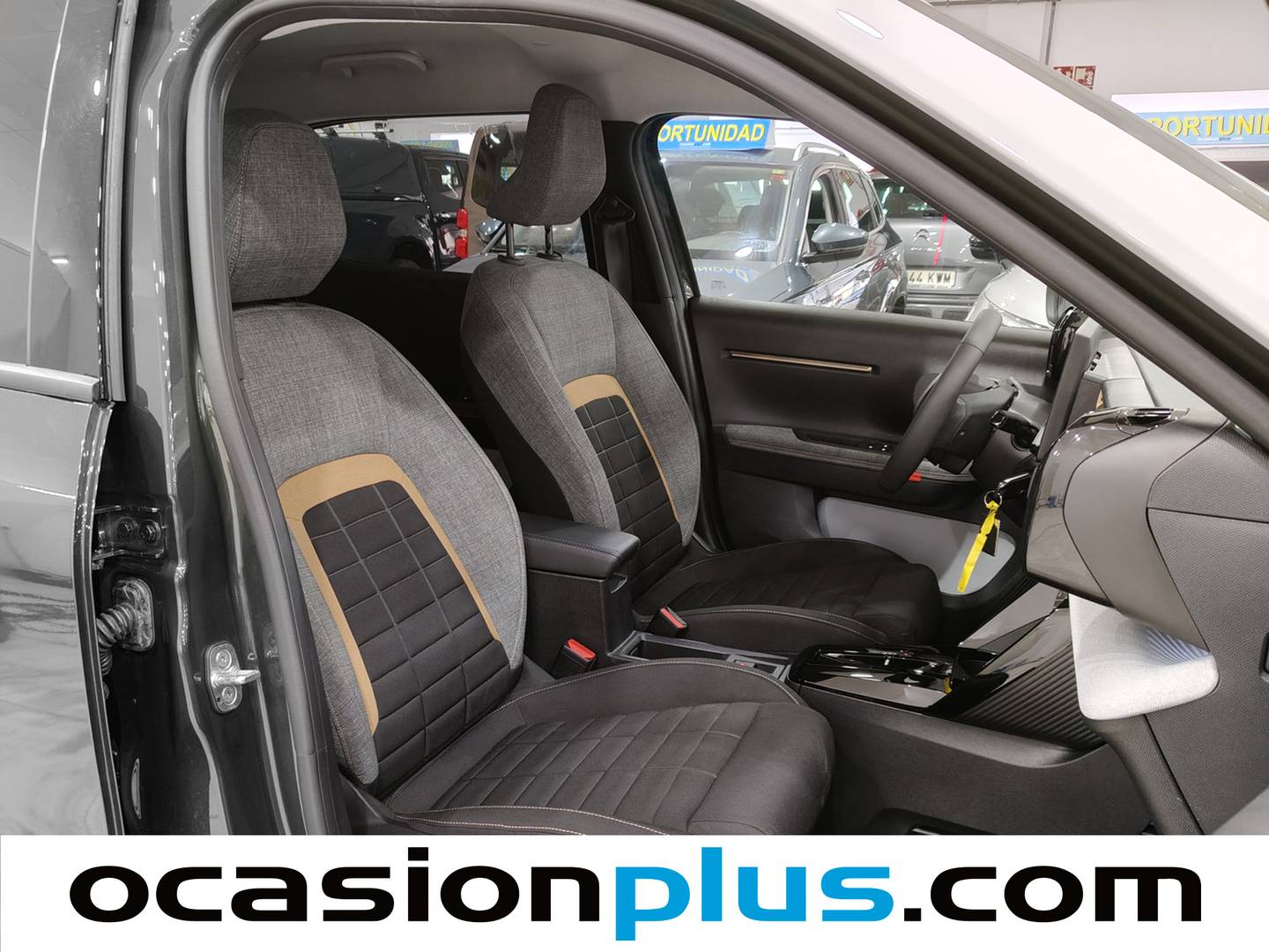 Citroën C3 Aircross Citroën C3 Aircross Hybrid 145 Plus e-DCS6 (145 CV) km 0