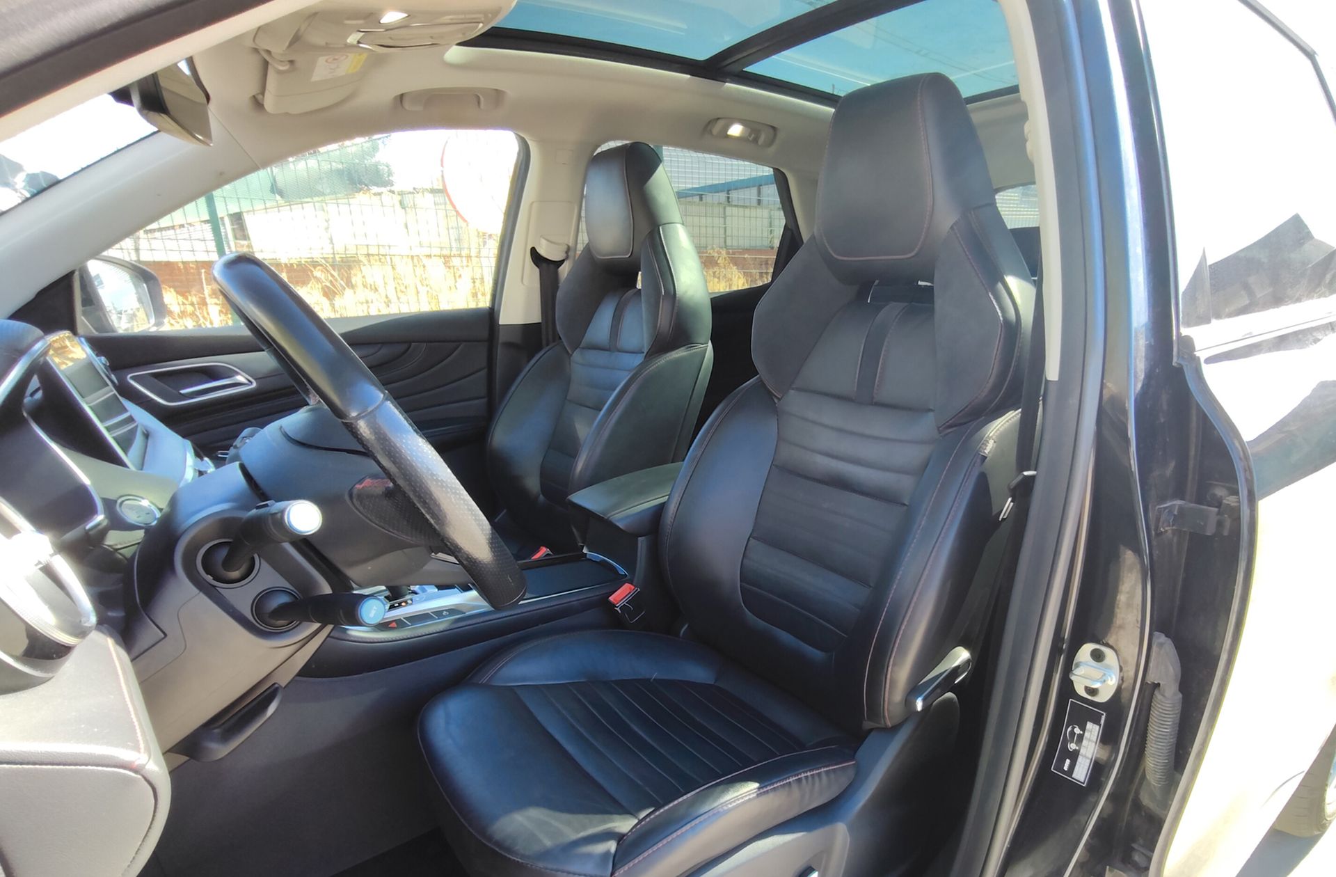 MG HS 1.5 Turbo GDI Luxury DCT - foto 13