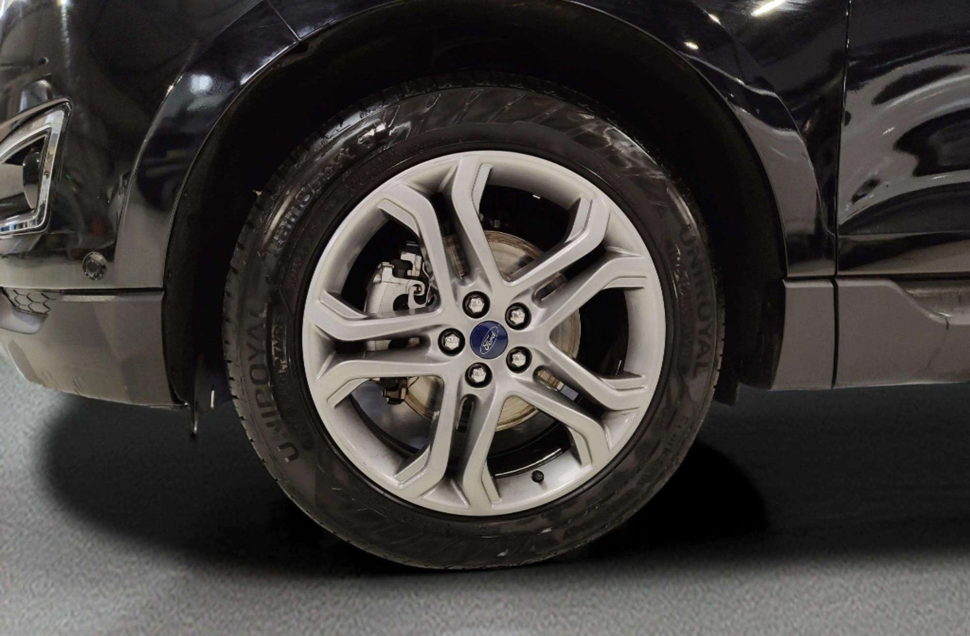 Ford Edge 2.0 TDCi Titanium 4WD PowerShift - foto 39