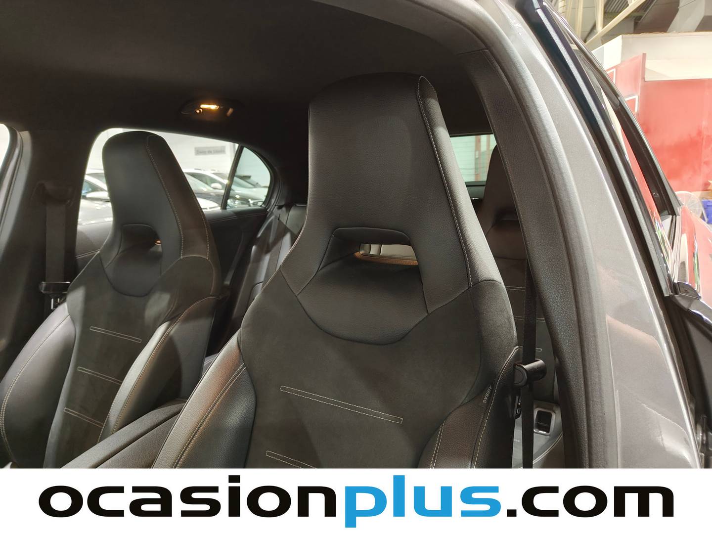 Extras y acabados del Mercedes Clase A Mercedes-Benz Clase A 180 d  (116 CV) Pack AMG