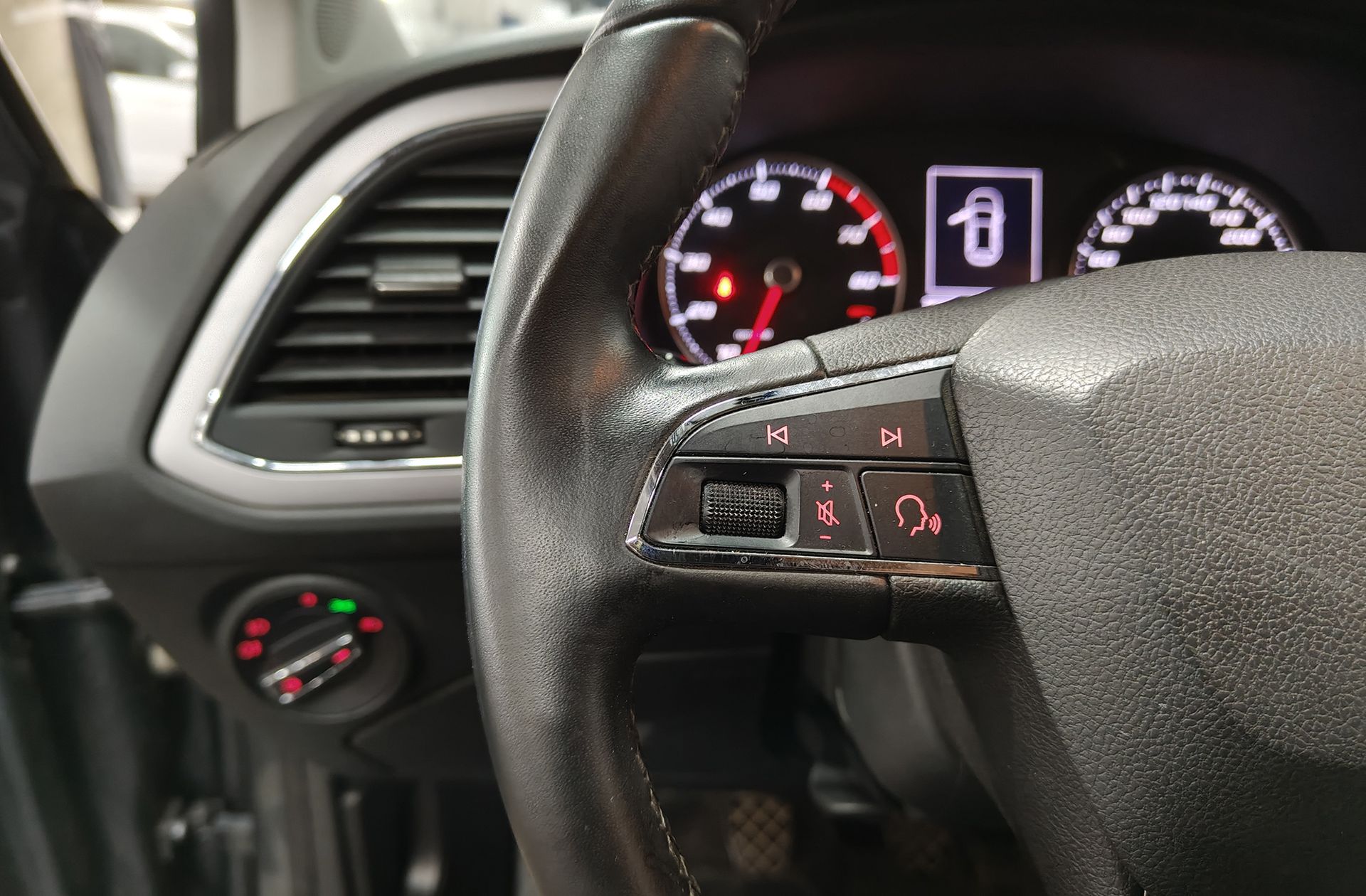 SEAT León 1.2 TSI Style - foto 28
