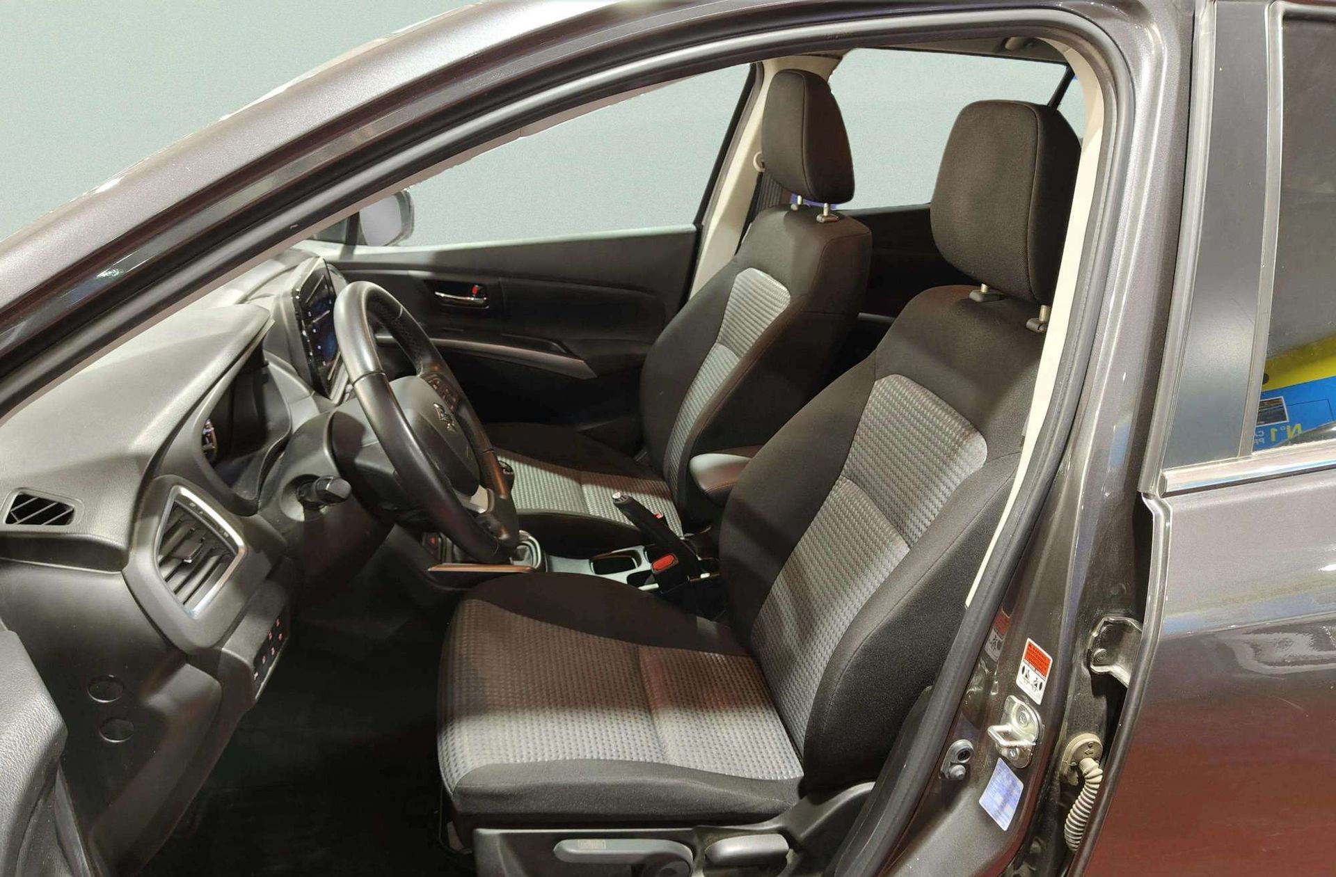 Suzuki S-Cross 1.4T Mild Hybrid S2 - foto 11