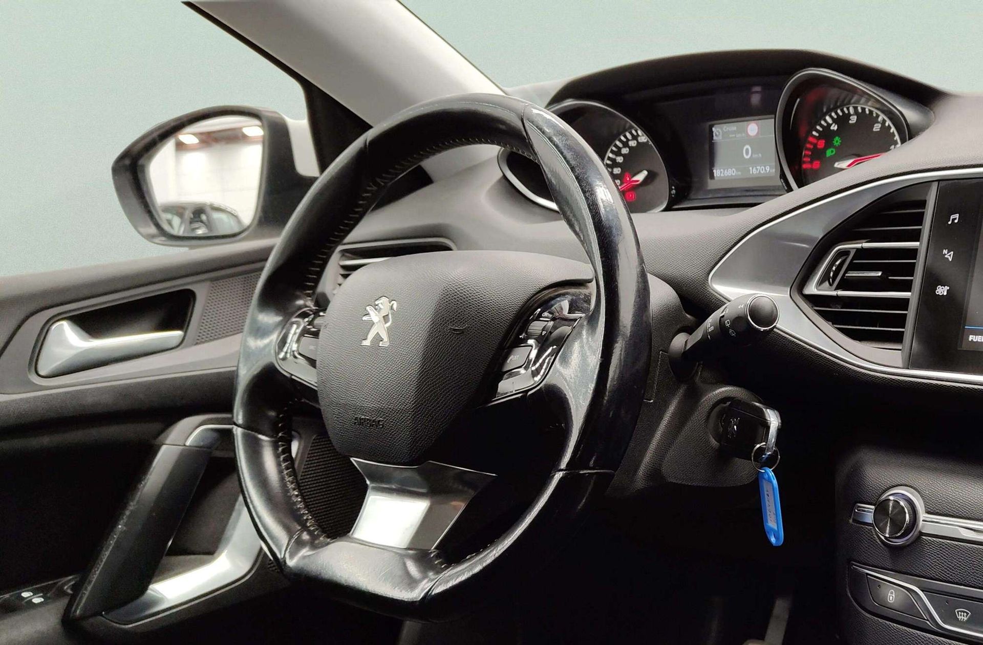 Peugeot 308 SW BlueHDi 130 Active - foto 20