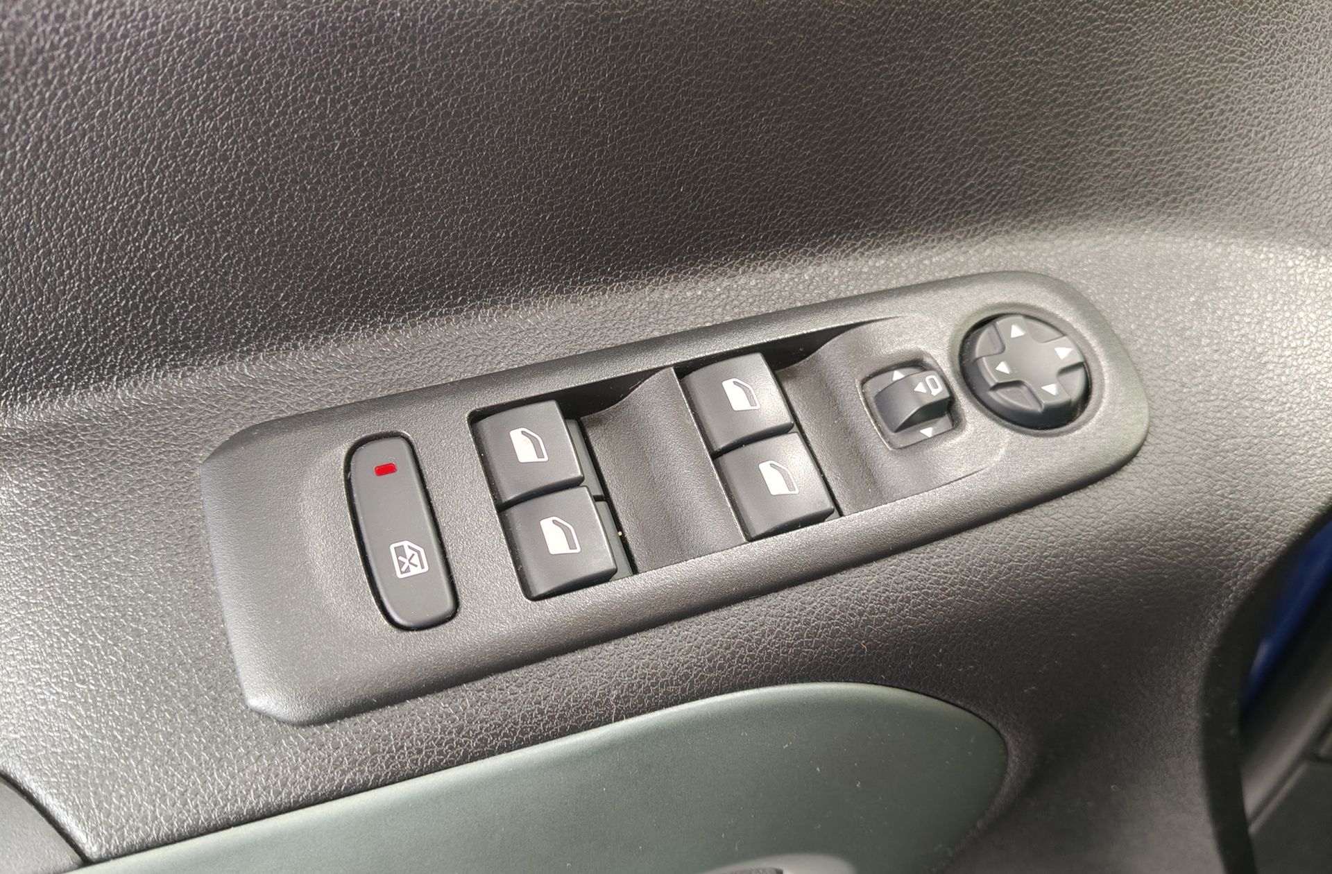 Citroën Berlingo BlueHDi 100 Talla M Shine - foto 33