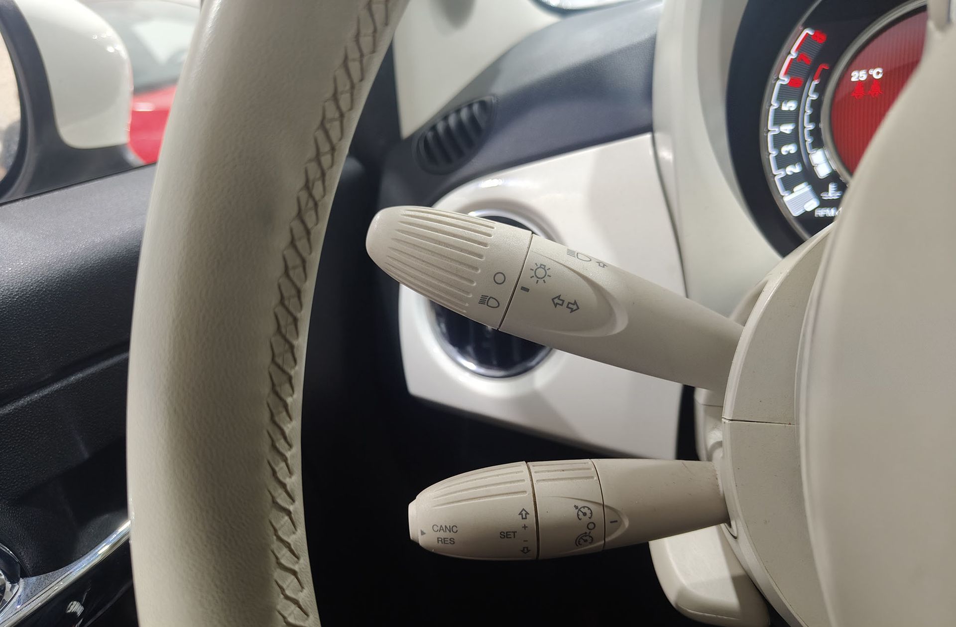 Fiat 500 1.0 Hybrid Dolcevita - foto 25