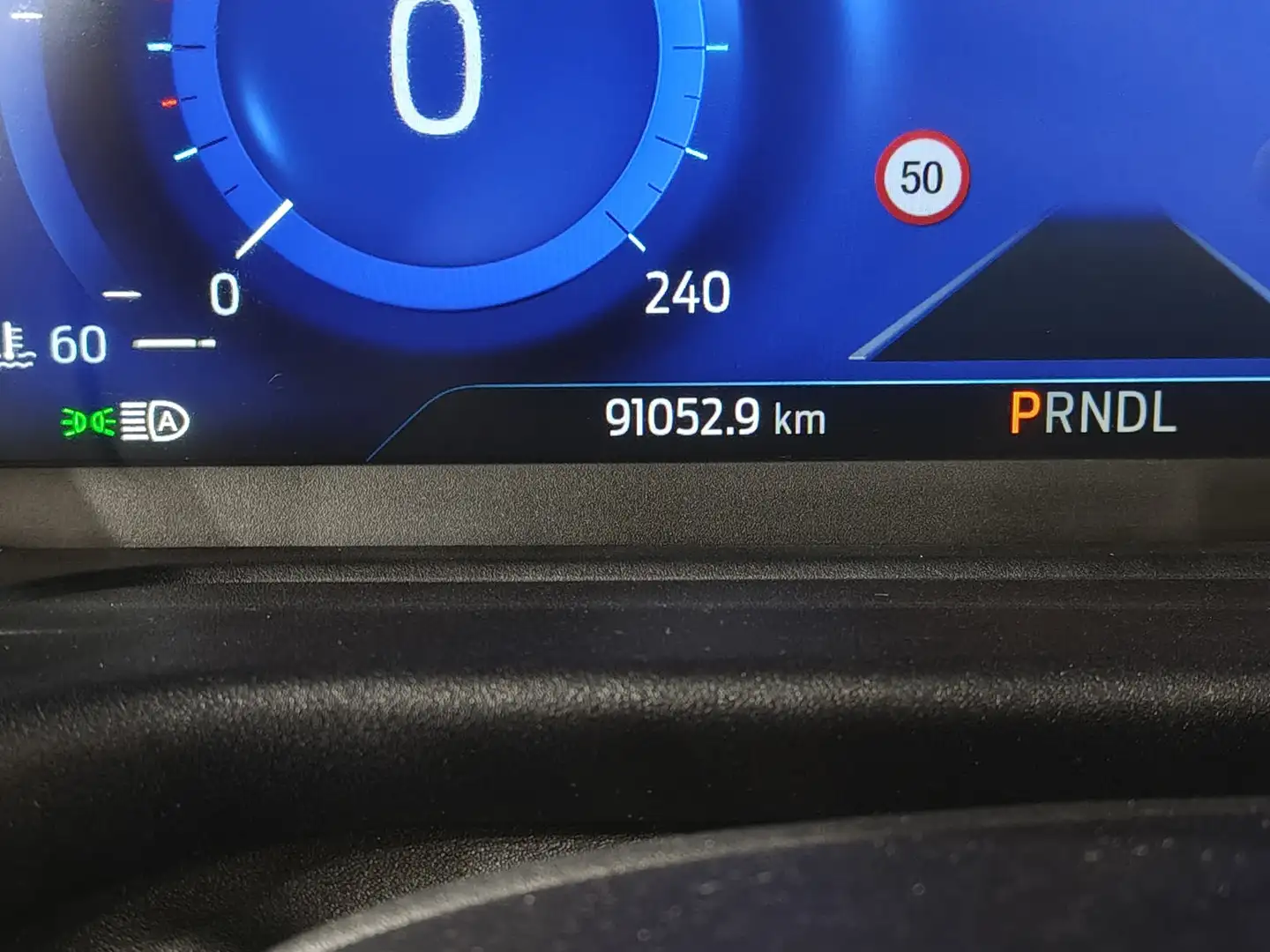 Foto Ford Puma Ford Puma 1.0 EcoBoost MHEV ST-Line X Auto (125 CV)