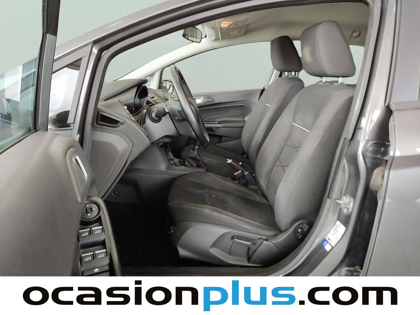 Foto asientos delanteros Ford Fiesta Ford Fiesta 1.25 Duratec Trend (82 CV)