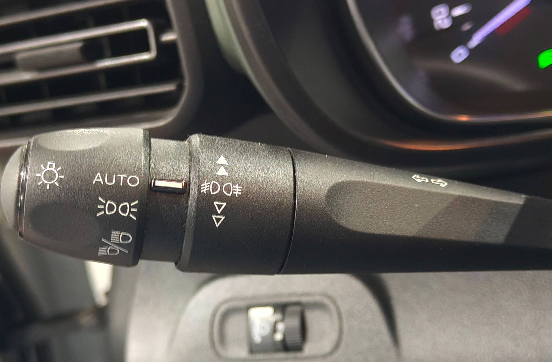 Citroën Berlingo PureTech 110 Talla M Shine - foto 24