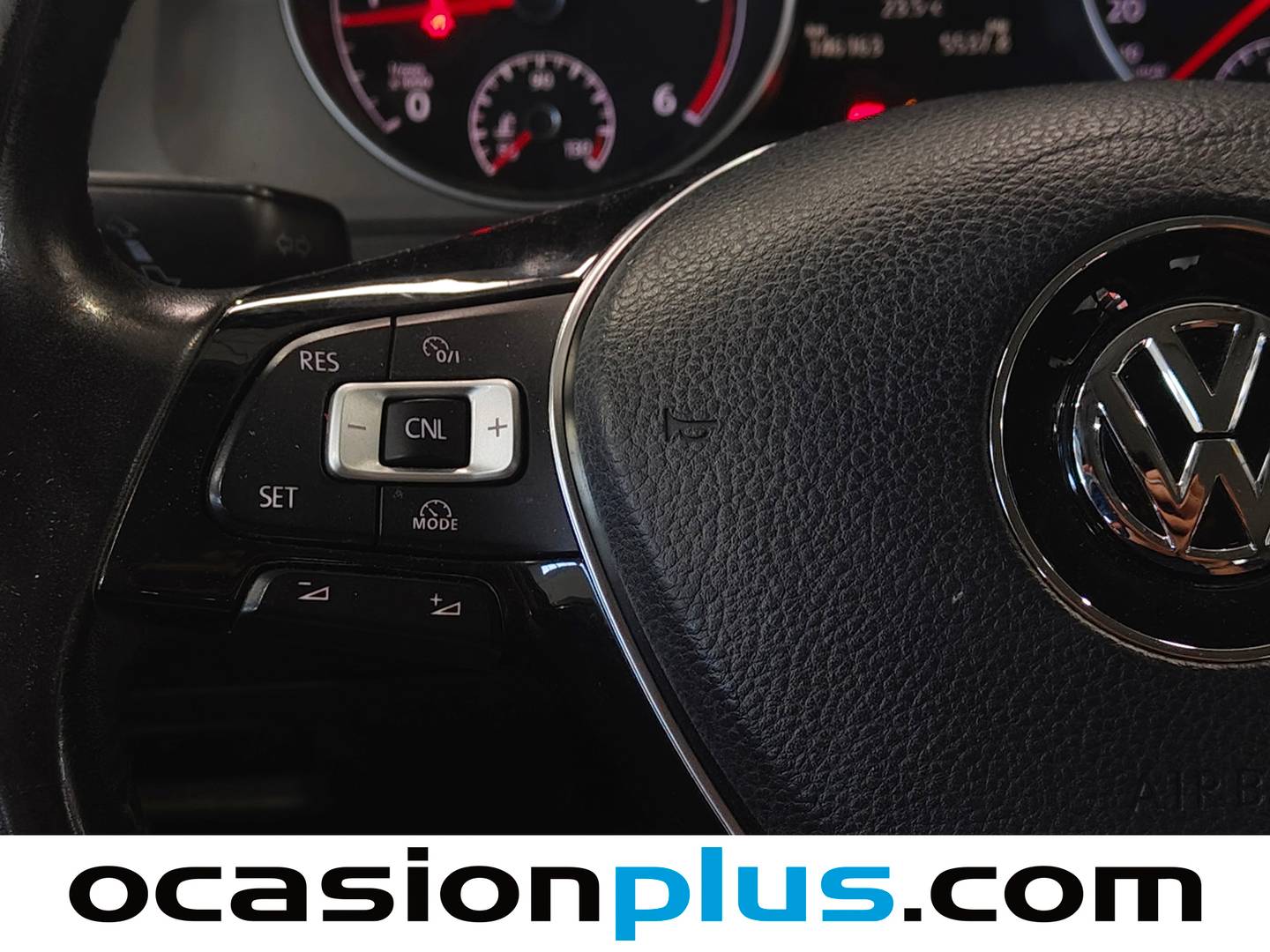Extras y acabados del Volkswagen Golf Volkswagen Golf Business 1.6 TDI BMT (110 CV)