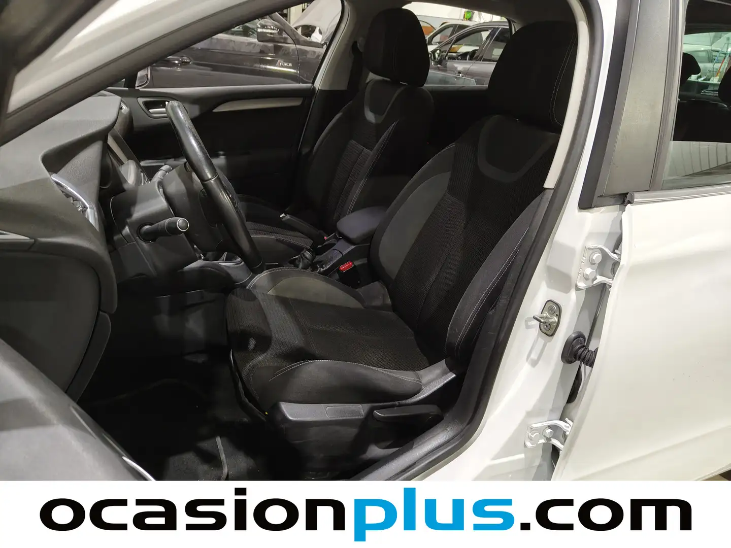 Foto Citroën C4 Citroen C4 PureTech 110 Feel  (110 CV)