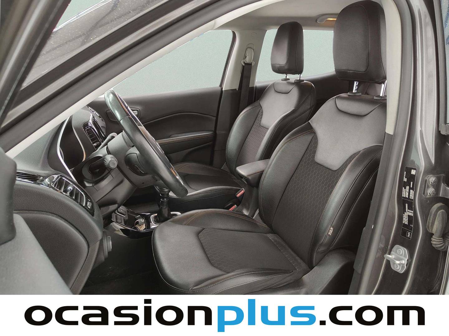 Foto asientos delanteros Jeep Compass Jeep Compass 1.6 Multijet Limited 4x2 (120 CV)