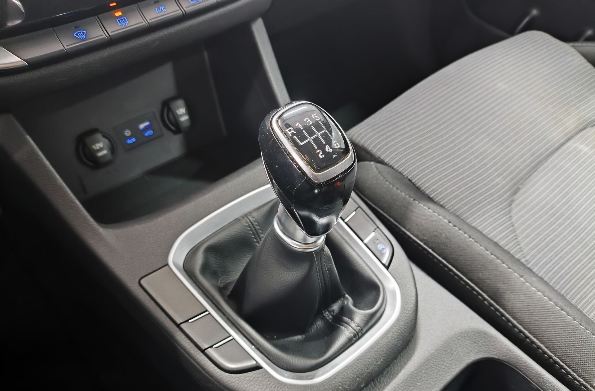Hyundai i30 1.0 T-GDi Essence - foto 5