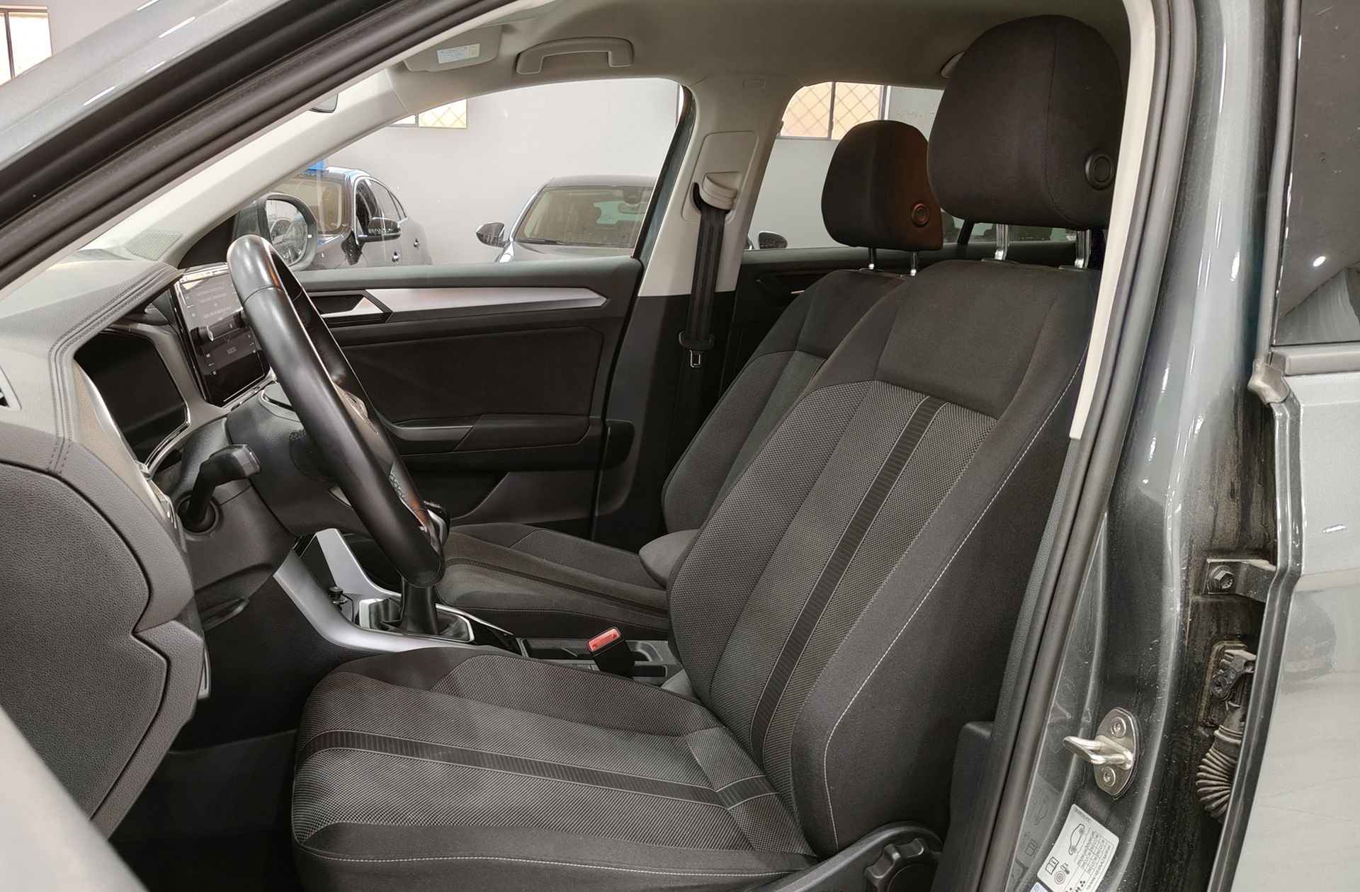 Volkswagen T-Roc Life 1.0 TSI - foto 10